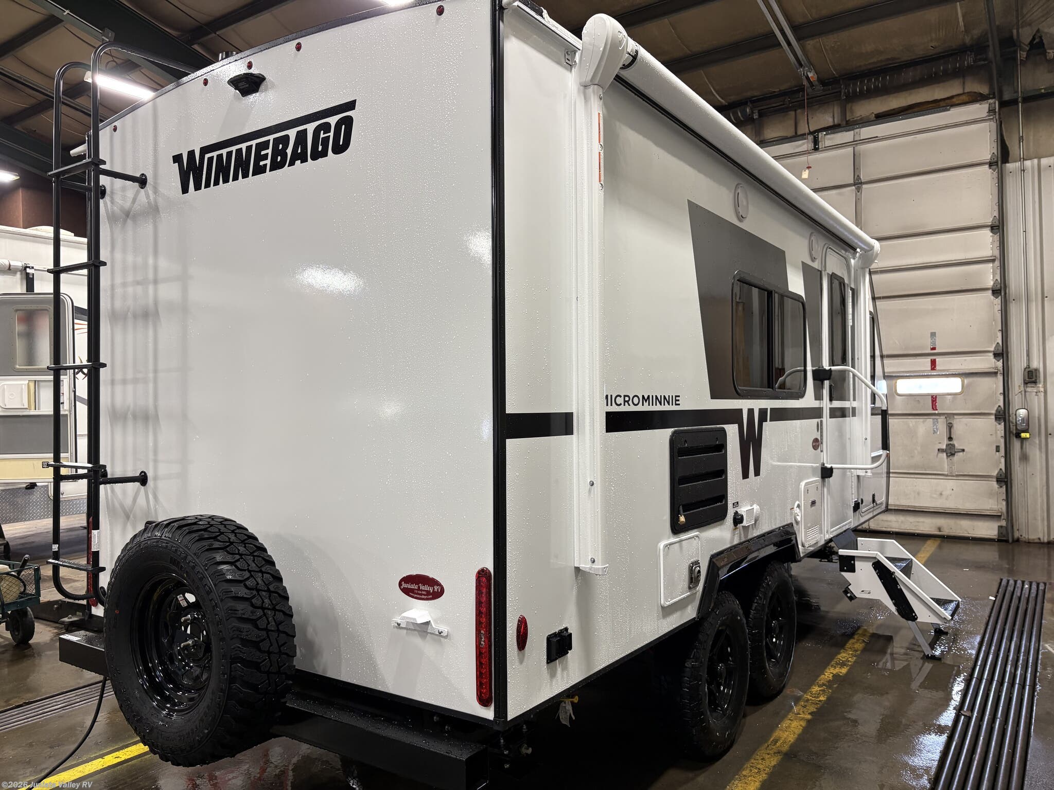 New 2026 Winnebago Micro Minnie 1800BH available in Mifflintown, Pennsylvania