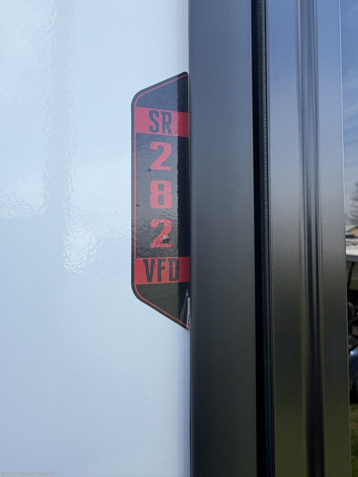 2026 Venture RV Stratus SR282VFD - New Travel Trailer For Sale by Juniata Valley RV in Mifflintown, Pennsylvania features Screen Door, Spare Tire Kit, Power Roof Vent, Smoke Detector, Detachable Power Cord