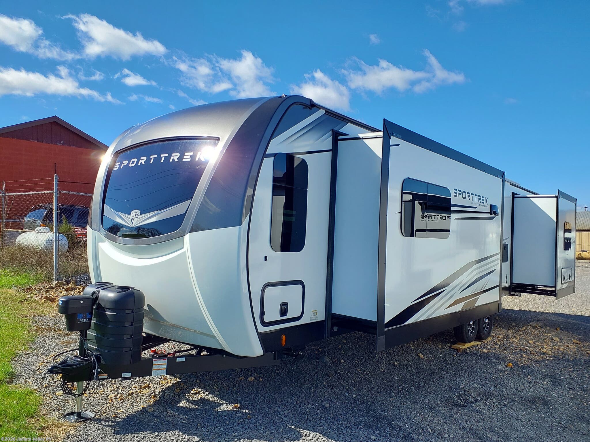 2026 Venture RV SportTrek Touring Edition STT333VMI - New Travel Trailer For Sale by Juniata Valley RV in Mifflintown, Pennsylvania features Air Conditioning, Roof Vents, Alloy Wheels, Screen Door, Smart TV