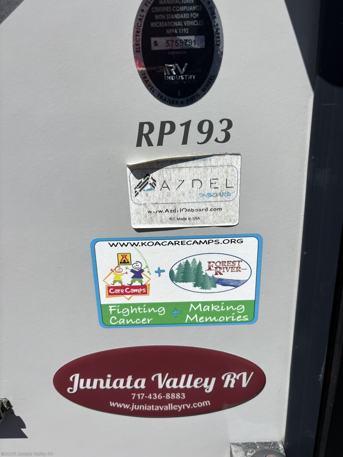 2021 Forest River R-Pod RP-193 - Used Travel Trailer For Sale by Juniata Valley RV in Mifflintown, Pennsylvania features Kitchen Sink, Microwave, Living Quarters, Dinette, Stove Top Burner