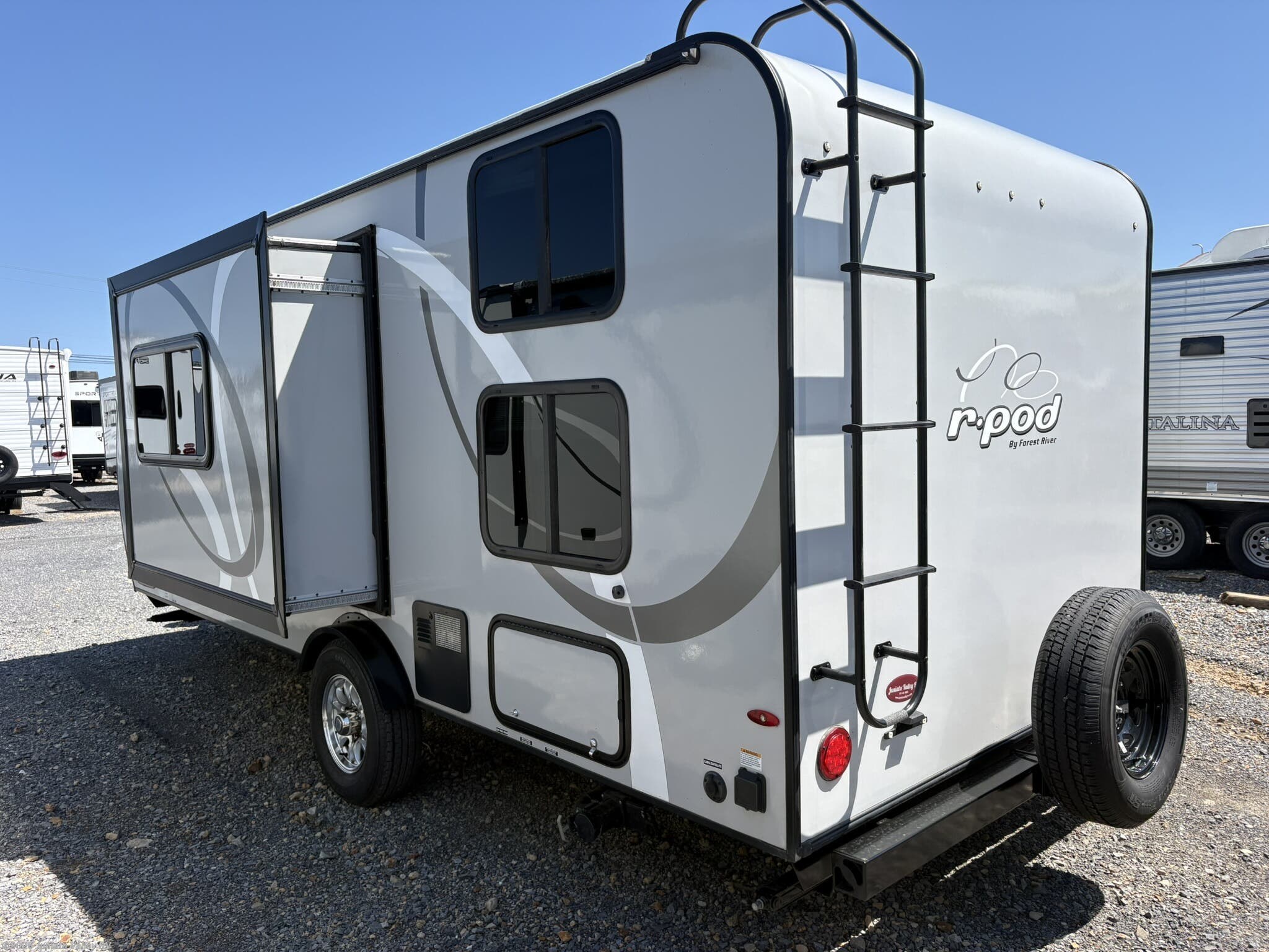 Used 2021 Forest River R-Pod RP-193 available in Mifflintown, Pennsylvania
