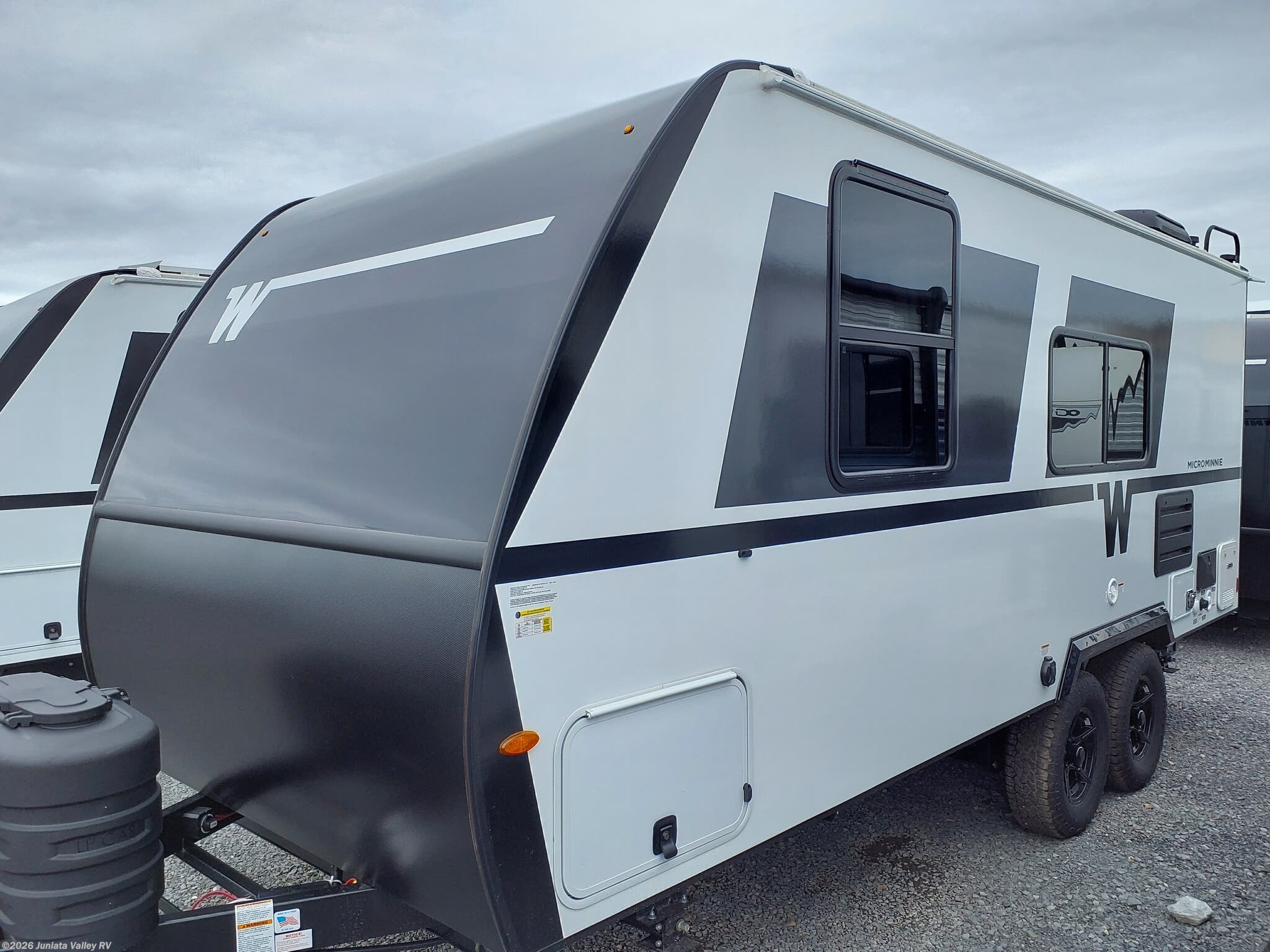 2026 Micro Minnie 2000FRB by Winnebago from Juniata Valley RV in Mifflintown, Pennsylvania