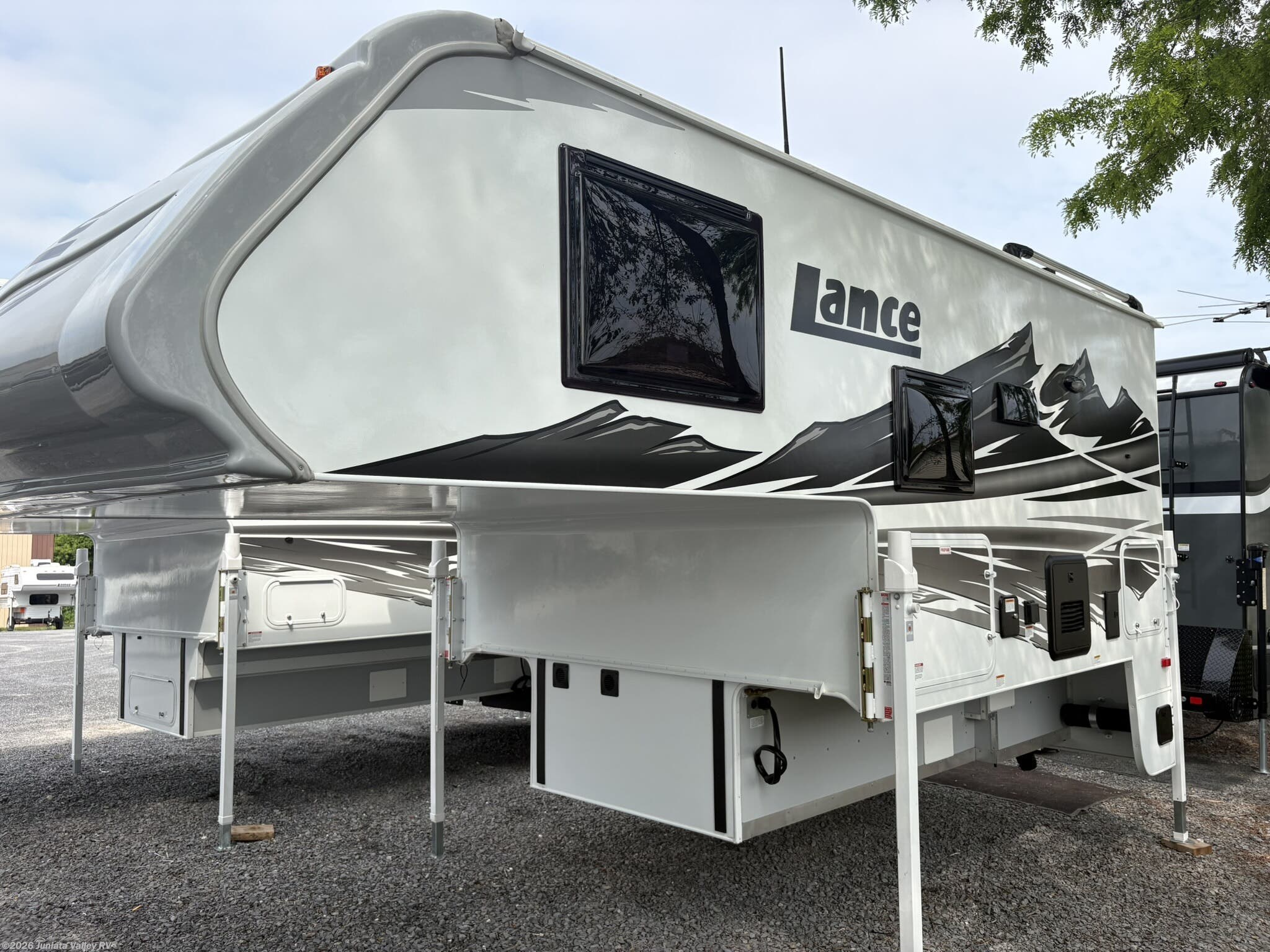 New 2026 Lance TC 850 available in Mifflintown, Pennsylvania