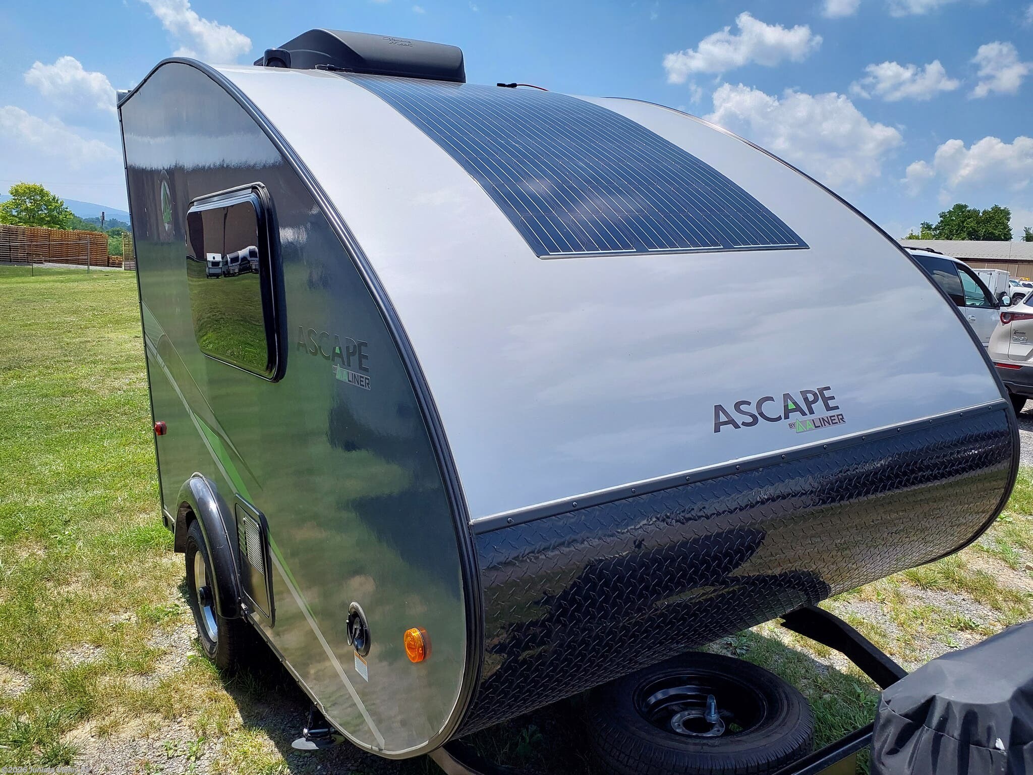 2026 Aliner Ascape ST - New Travel Trailer For Sale by Juniata Valley RV in Mifflintown, Pennsylvania features Awning, Smoke Detector, Stove, Air Conditioning, Water Heater