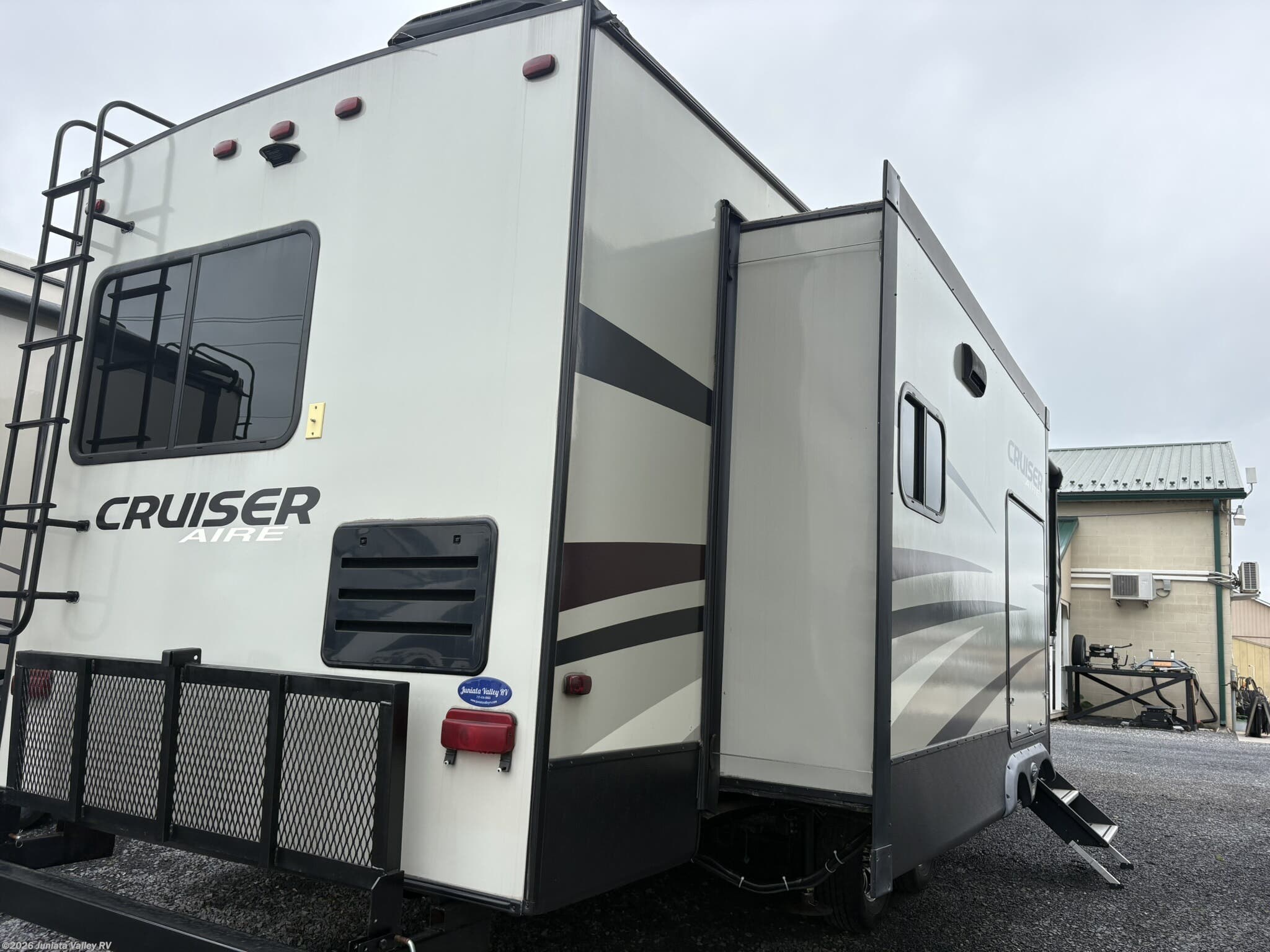 Used 2018 CrossRoads Cruiser Aire CR-28RD available in Mifflintown, Pennsylvania