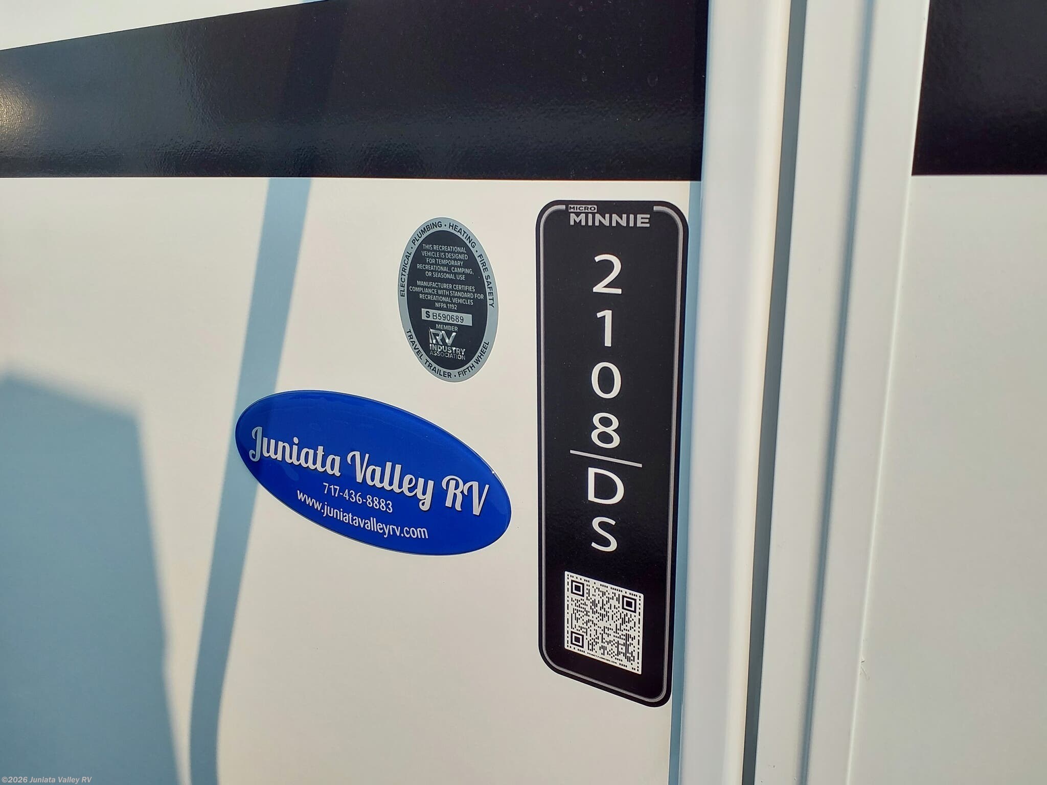 2027 Micro Minnie 2108DS by Winnebago from Juniata Valley RV in Mifflintown, Pennsylvania