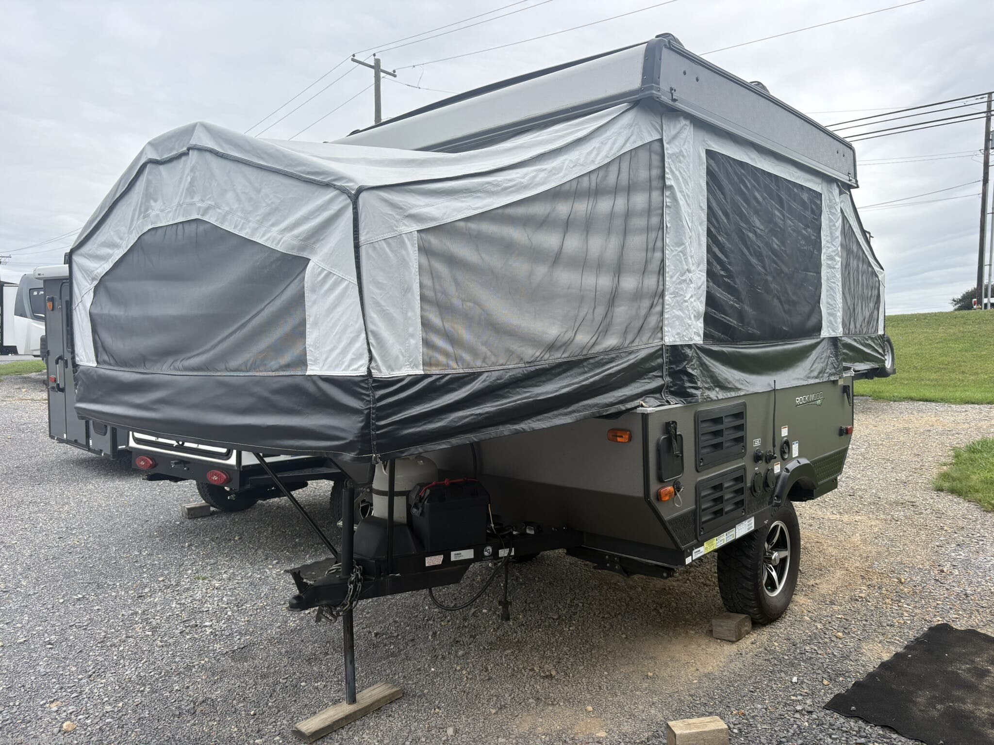2017 1640 ESP by Rockwood from Juniata Valley RV in Mifflintown, Pennsylvania
