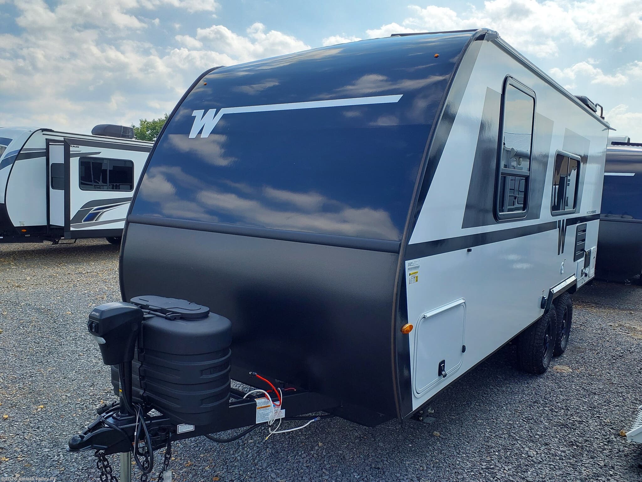 2027 Winnebago Micro Minnie 200FRB - New Travel Trailer For Sale by Juniata Valley RV in Mifflintown, Pennsylvania features Fire Extinguisher, CO Detector, Shower, Stove Top Burner, Smoke Detector