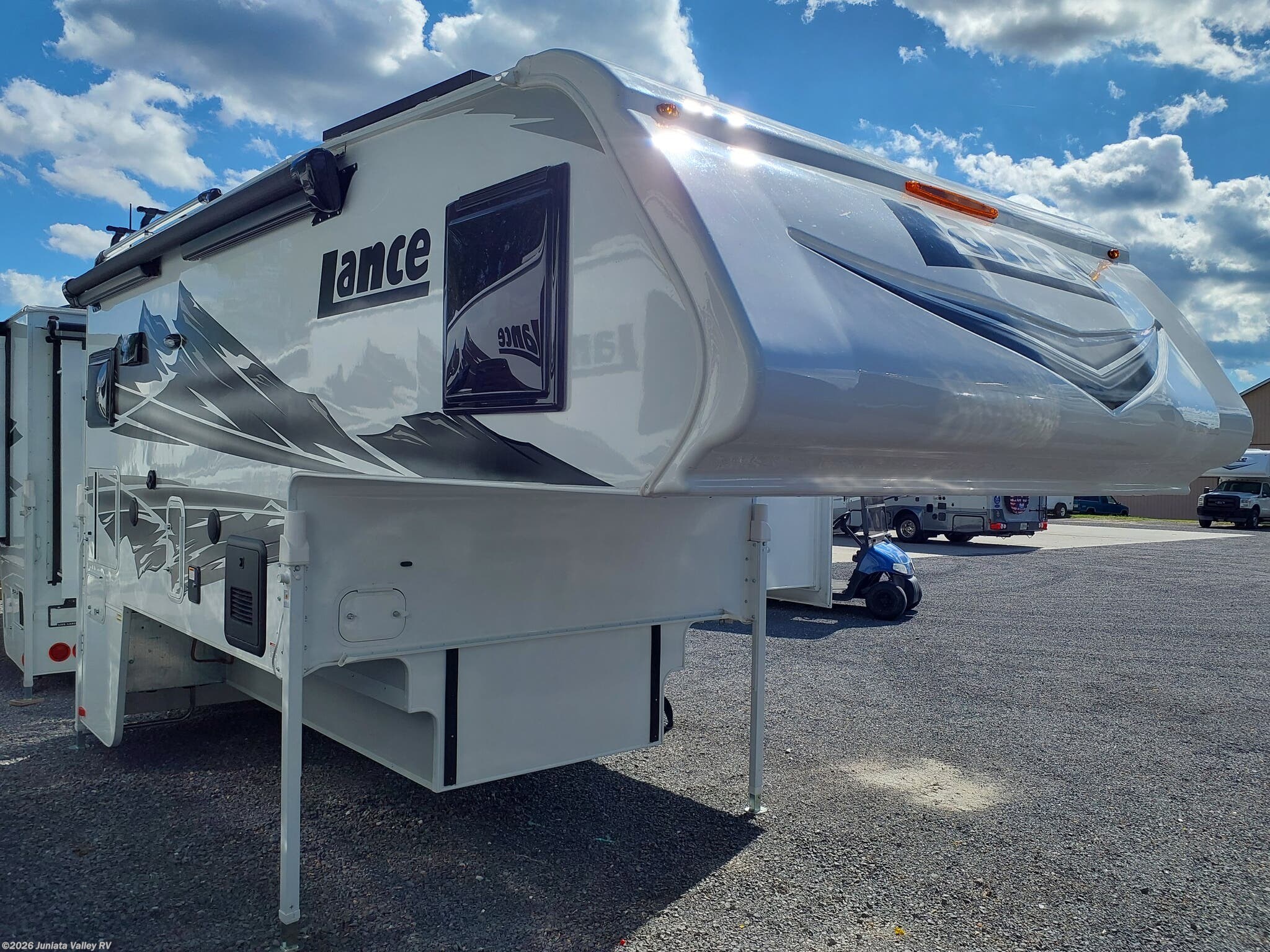 2027 TC 975 by Lance from Juniata Valley RV in Mifflintown, Pennsylvania