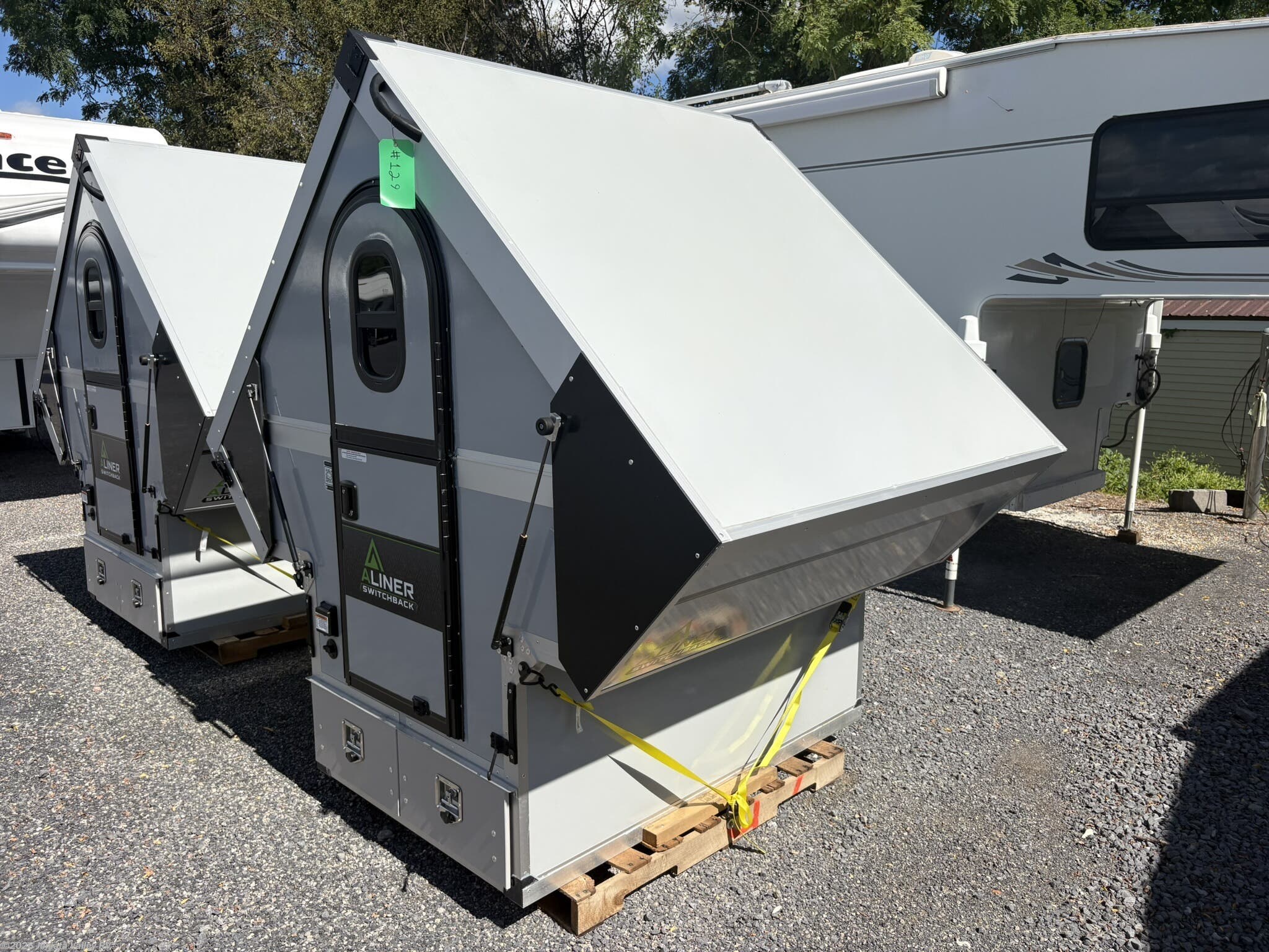 2027 Aliner Switchback - New Truck Camper For Sale by Juniata Valley RV in Mifflintown, Pennsylvania features Tinted Windows, Fiberglass Sidewalls, Enclosed Underbelly, 30 Amp Service, Battery Charger