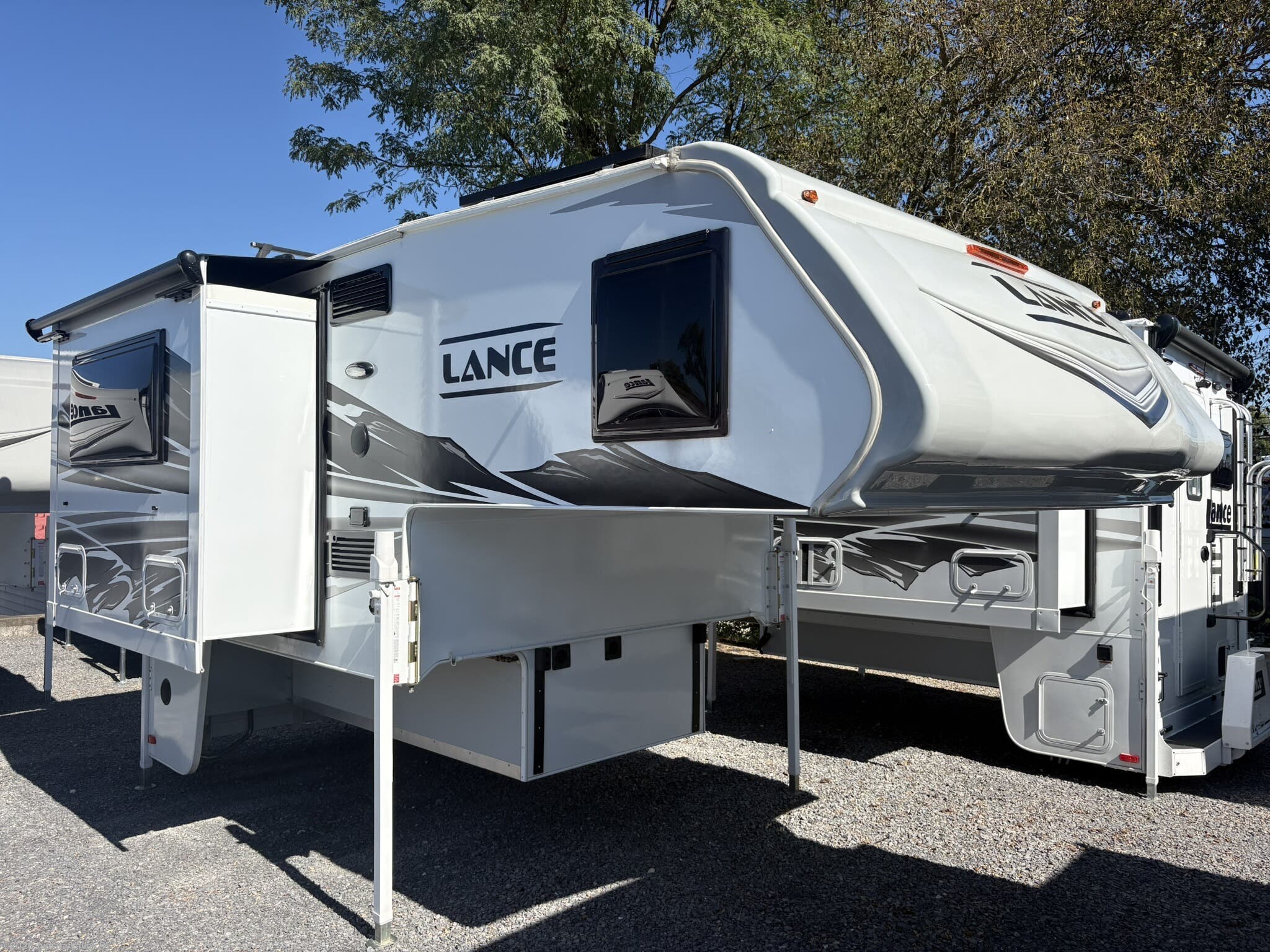 2025 TC 855S by Lance from Juniata Valley RV in Mifflintown, Pennsylvania