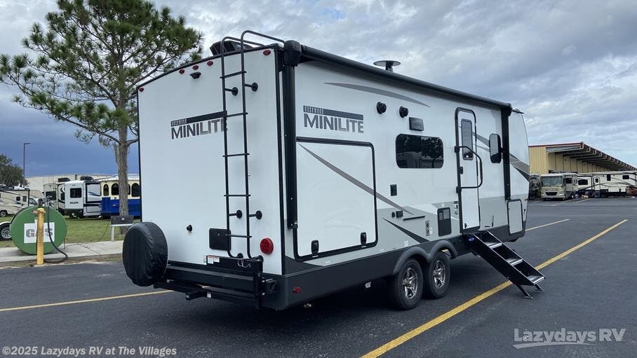 2023 Forest River Rockwood Mini Lite 2513S RV for Sale in Wildwood, FL