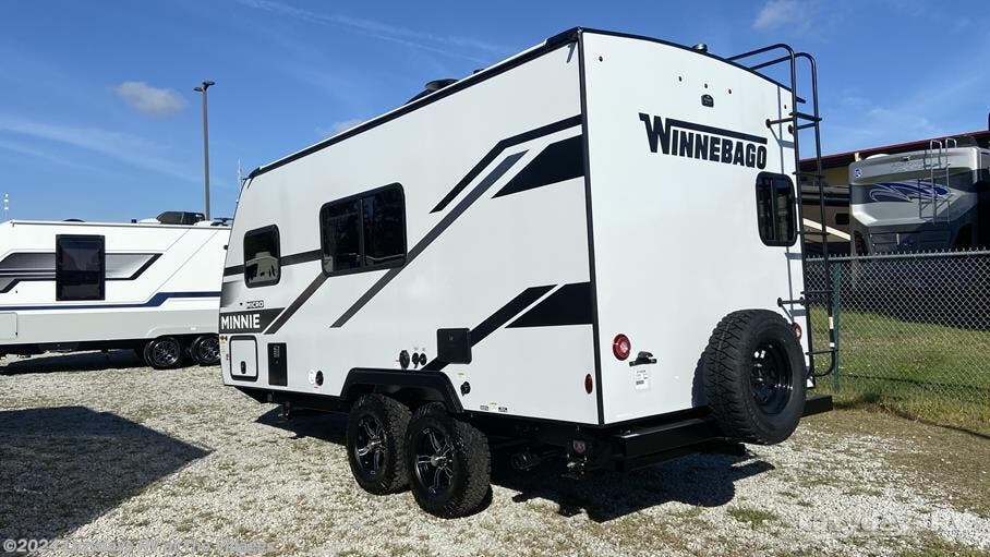 2023 Winnebago Micro Minnie 1720FB RV for Sale in Wildwood, FL 34785