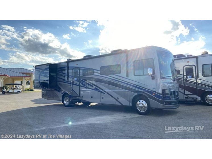 New 2023 Holiday Rambler Vacationer 35GL available in Wildwood, Florida