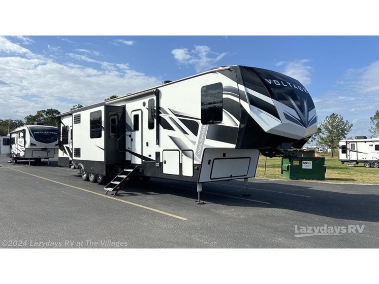 Used 2021 Dutchmen Voltage 4225 available in Wildwood, Florida