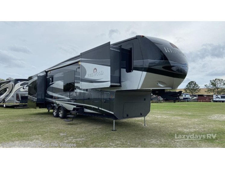 Used 2013 CrossRoads Redwood 36FL available in Wildwood, Florida