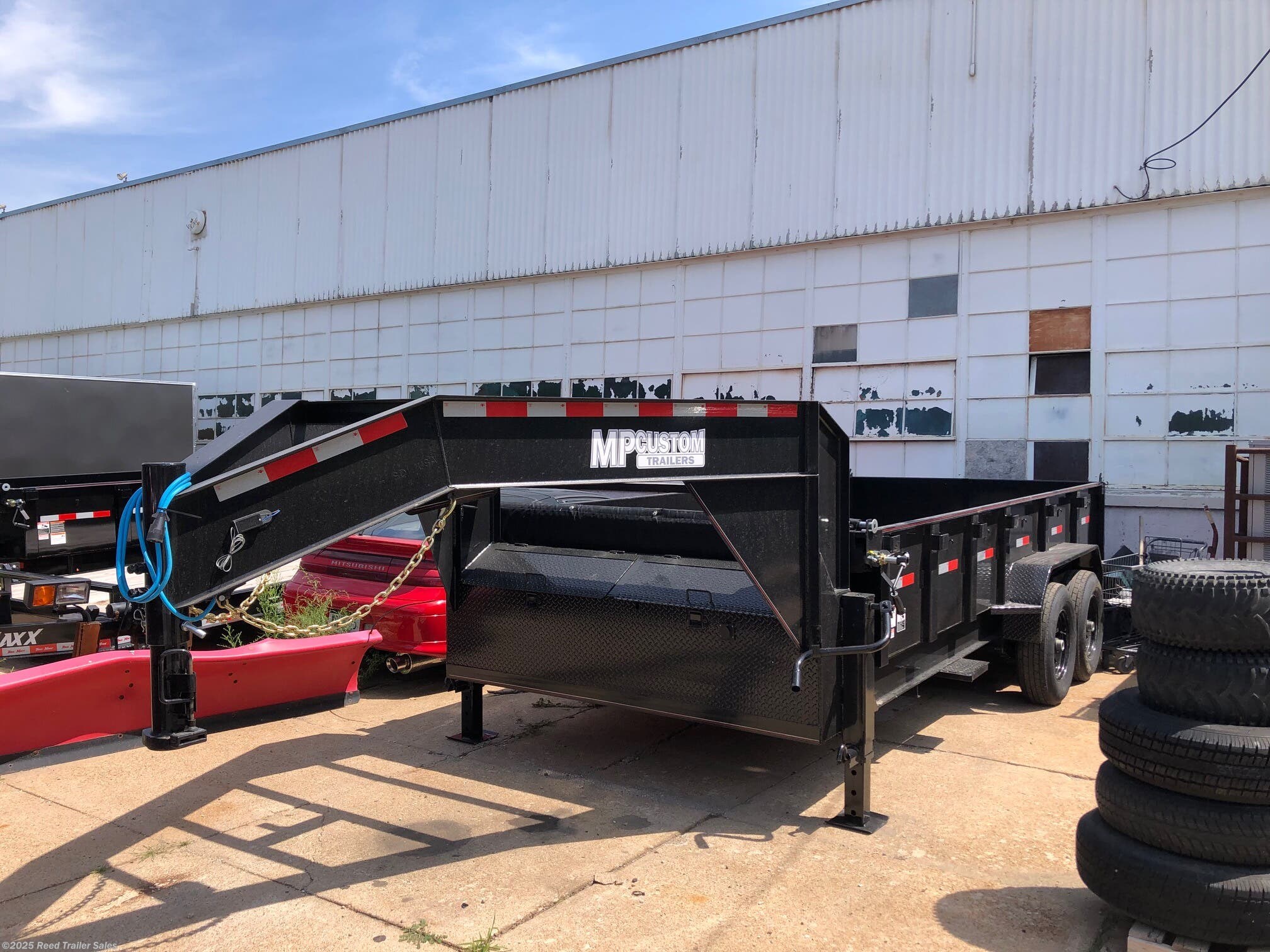 2025 MP Custom Trailers 14ft 14k 2ft tall Goosenck dump trailer
