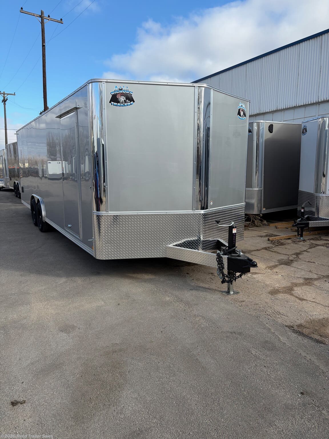 2026 R&M Trailer Mfg 8.5x24+v-nose  silver (9990 GVWR)