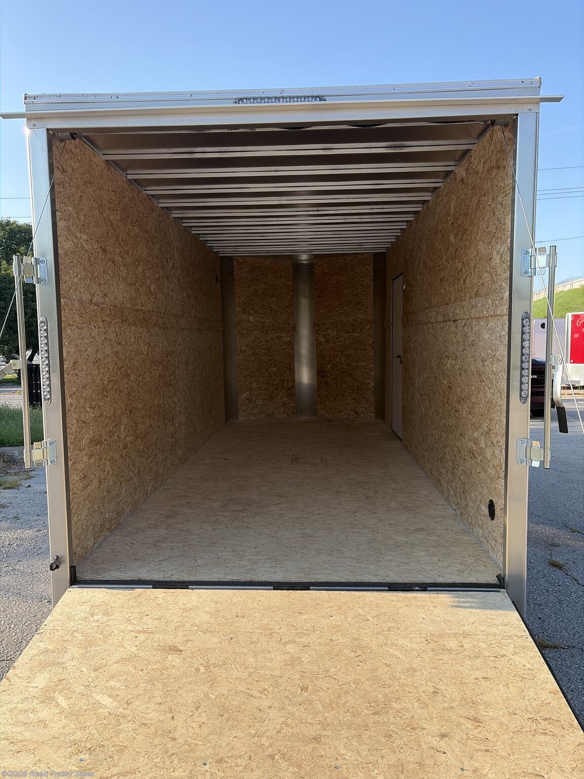 New 2027 R&M Trailer Mfg 7x16+v-nose TAC (TWO-TONE) available in Omaha, Nebraska