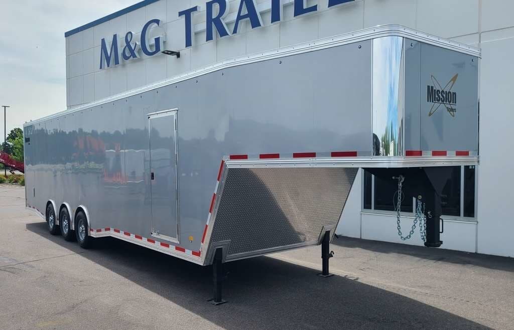 2025 MISSION TRAILERS 8.5x40 21K  ALUMINUM ENCLOSED GOOSENECK CAR HAULER - 7'6