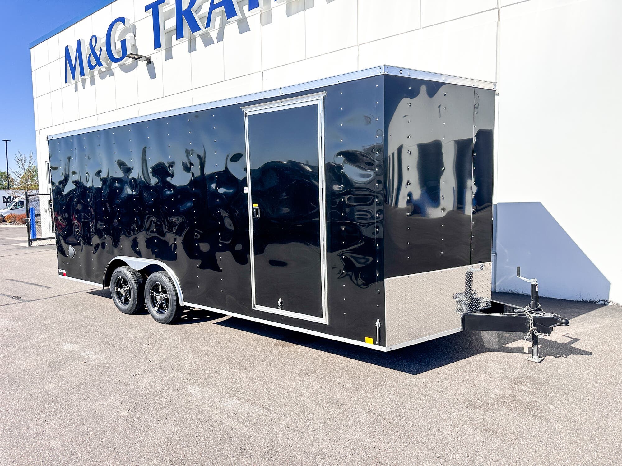 2025 RC TRAILERS RWT 8.5X20 7K ENCLOSED CAR HAULER - 7' INT - BLACK