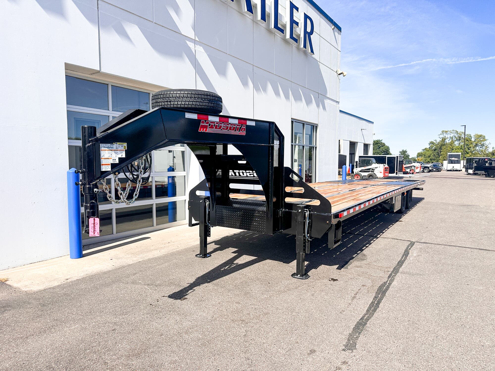 2025 MIDSOTA FBHB 102X40 25.9K DECK OVER GOOSENECK EQUIPMENT TRAILER - BLACK