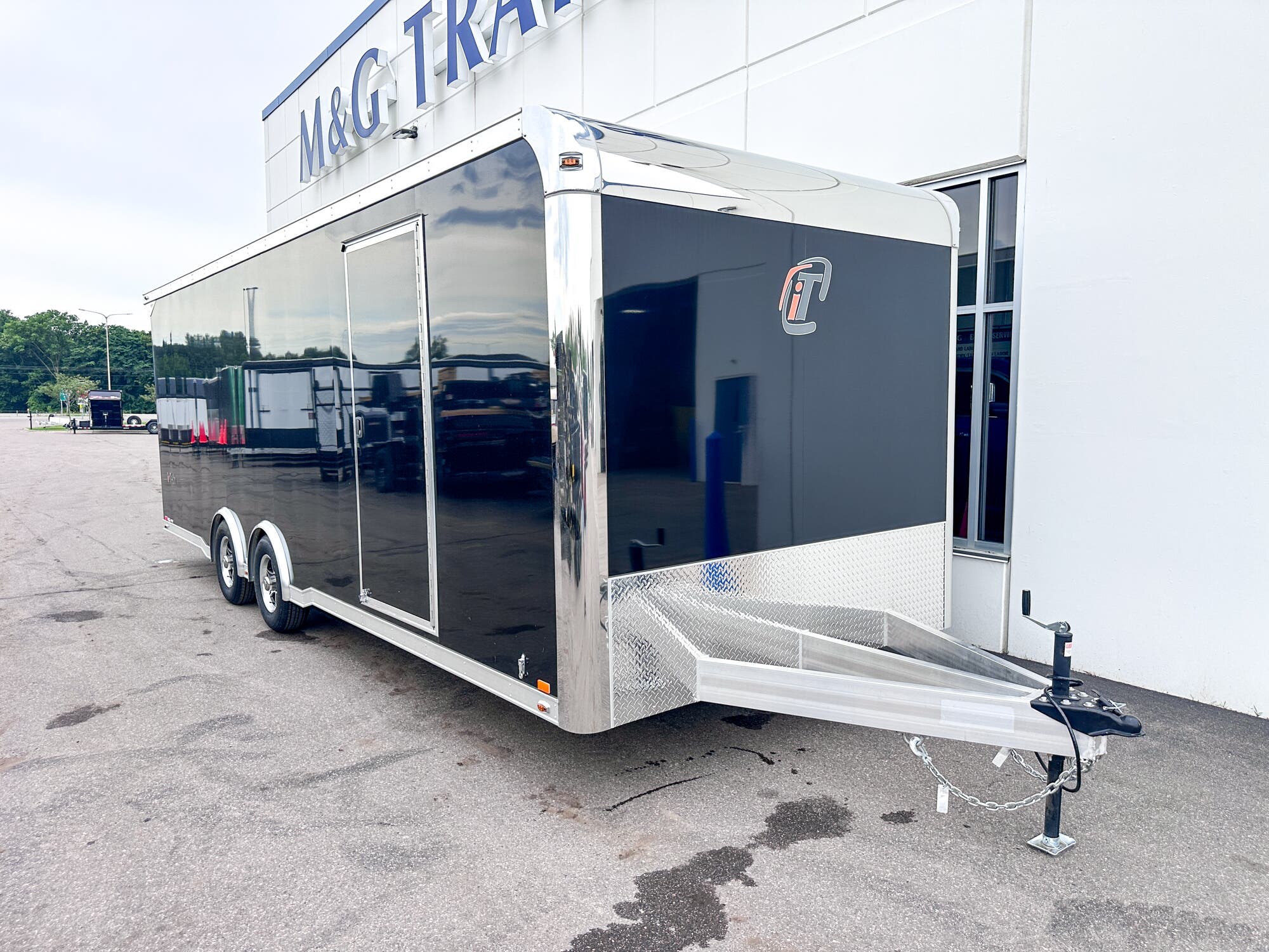 2025 INTECH 8.5X24 10K ALUMINUM ENCLOSED CAR HAULER - BLACK