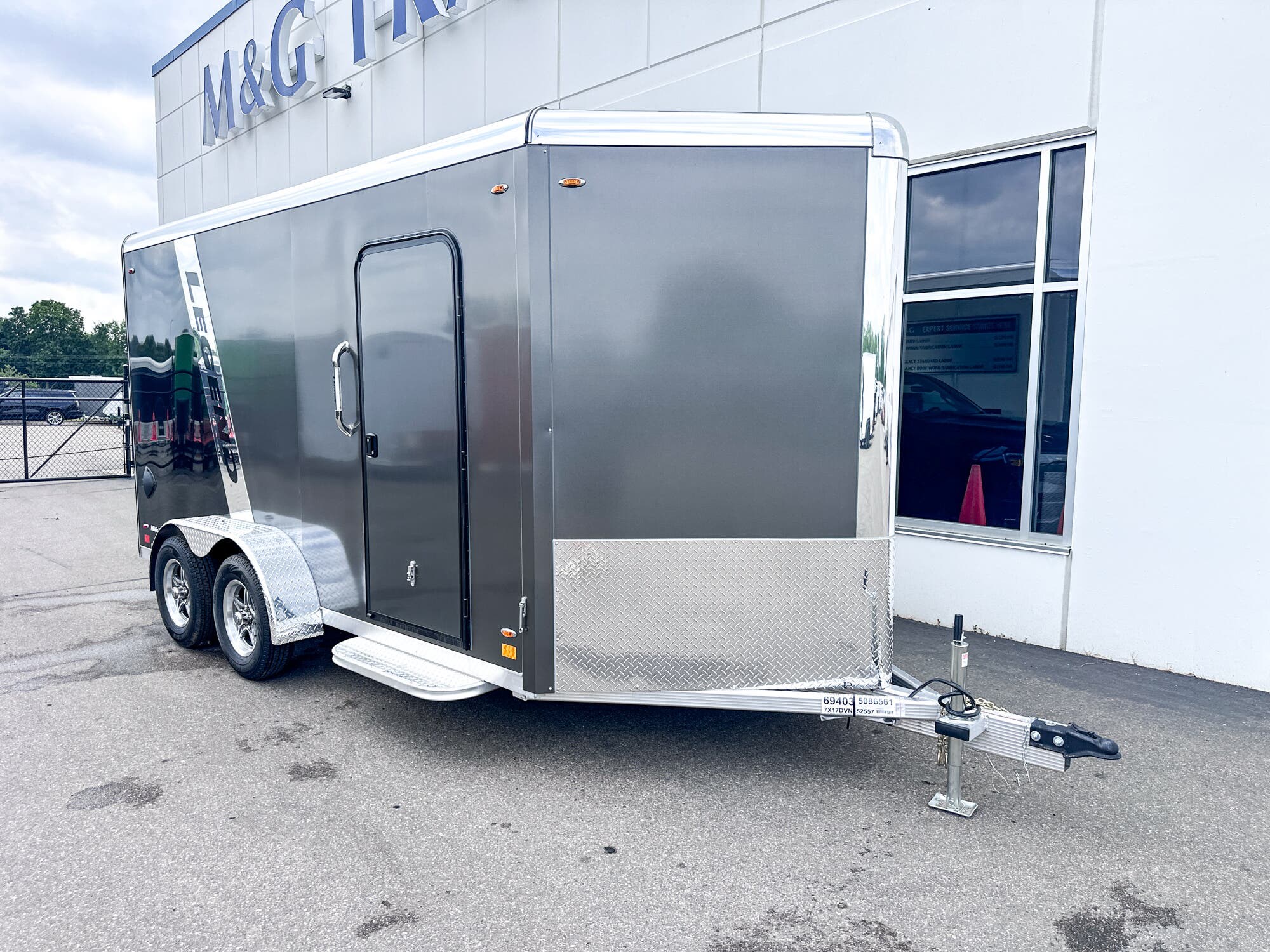 ☆ Customize Trailer Garage M 　【特典会員限定】 ☆ Customize Trailer Garage M 【特典会員限定】 DM us if you want