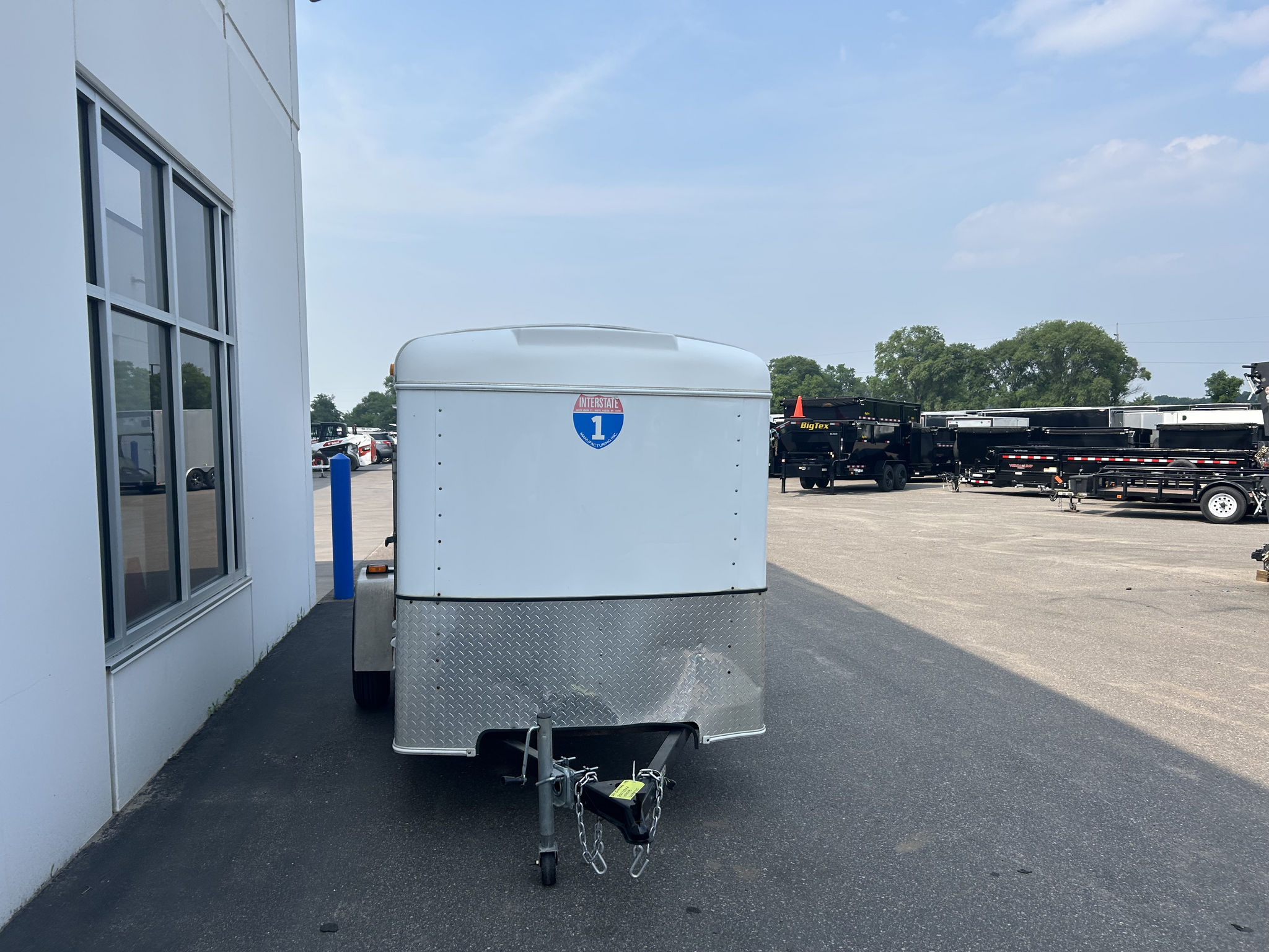 2011 INTERSTATE 4X8 ENCLOSED CARGO 3K - WHITE - Used Cargo Trailer for sale by M&G of Ramsey in Ramsey, Minnesota