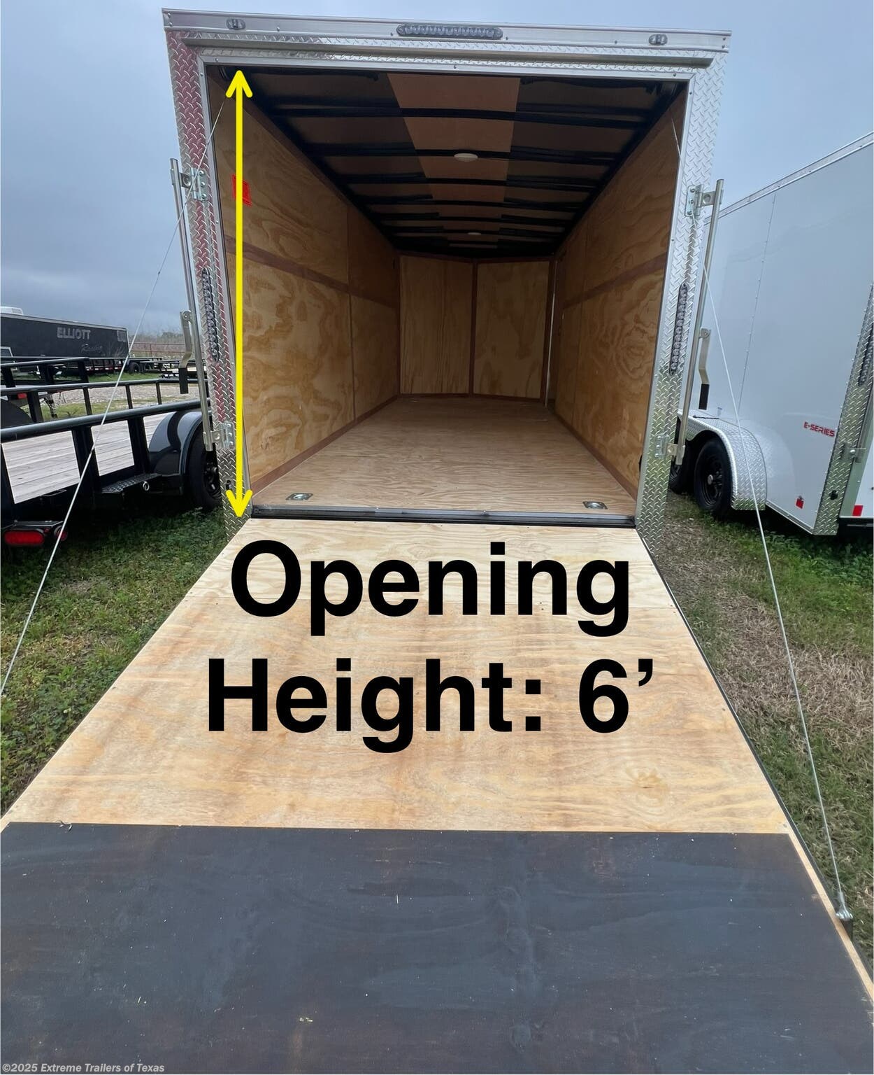 New 2025 Cargo Mate E-Series 7X16 Enclosed Cargo Trailer available in Baytown, Texas