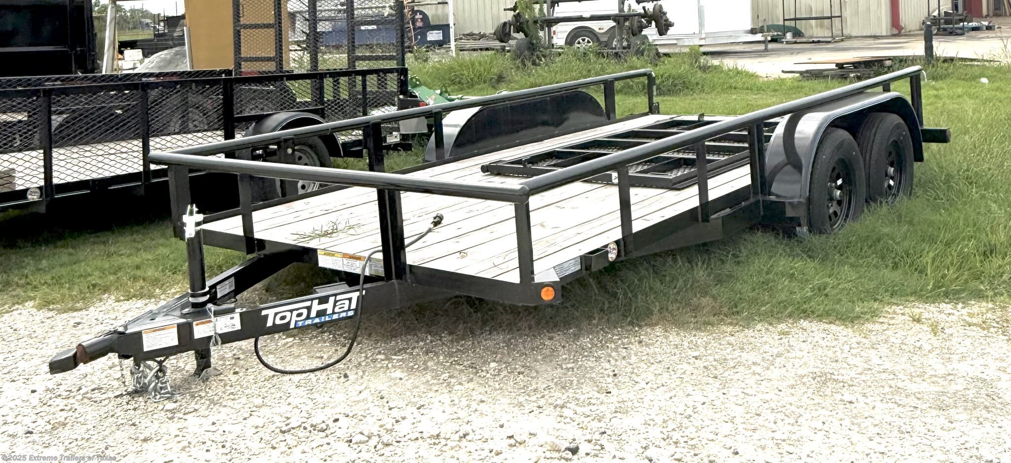 2025 Top Hat Medium Pipe Utility 14X83