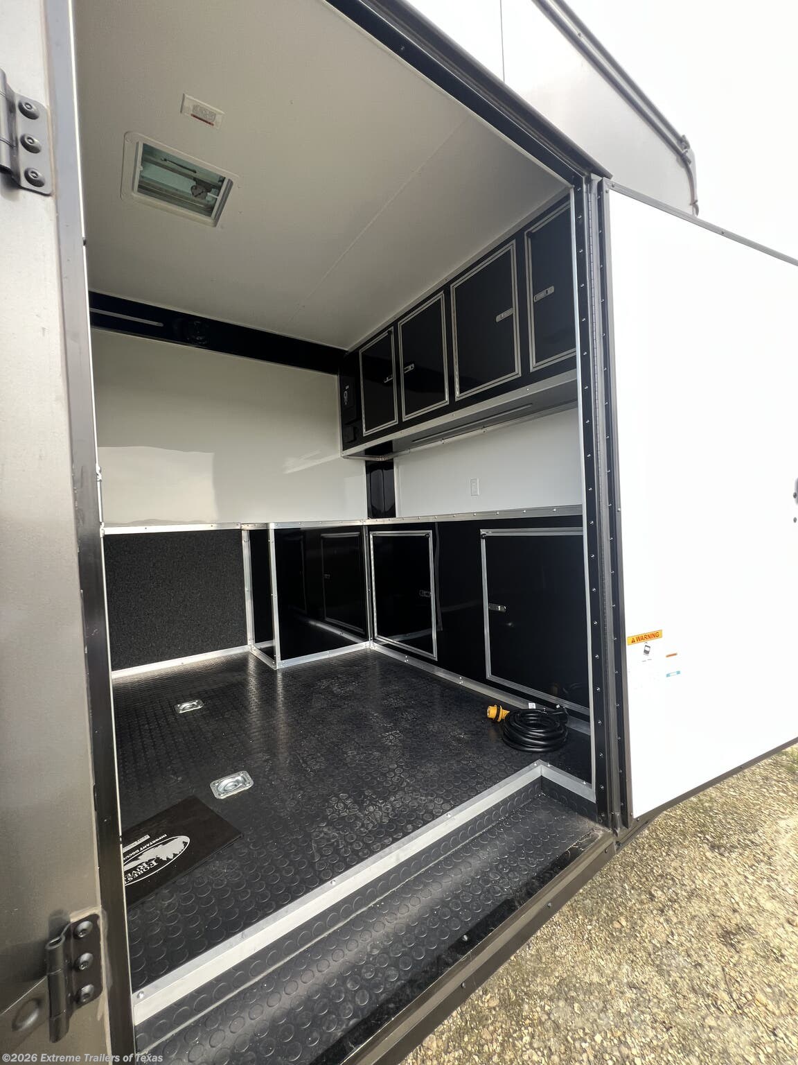 New 2025 Cargo Mate 8.5X24 Enclosed Cargo Trailer available in Baytown, Texas