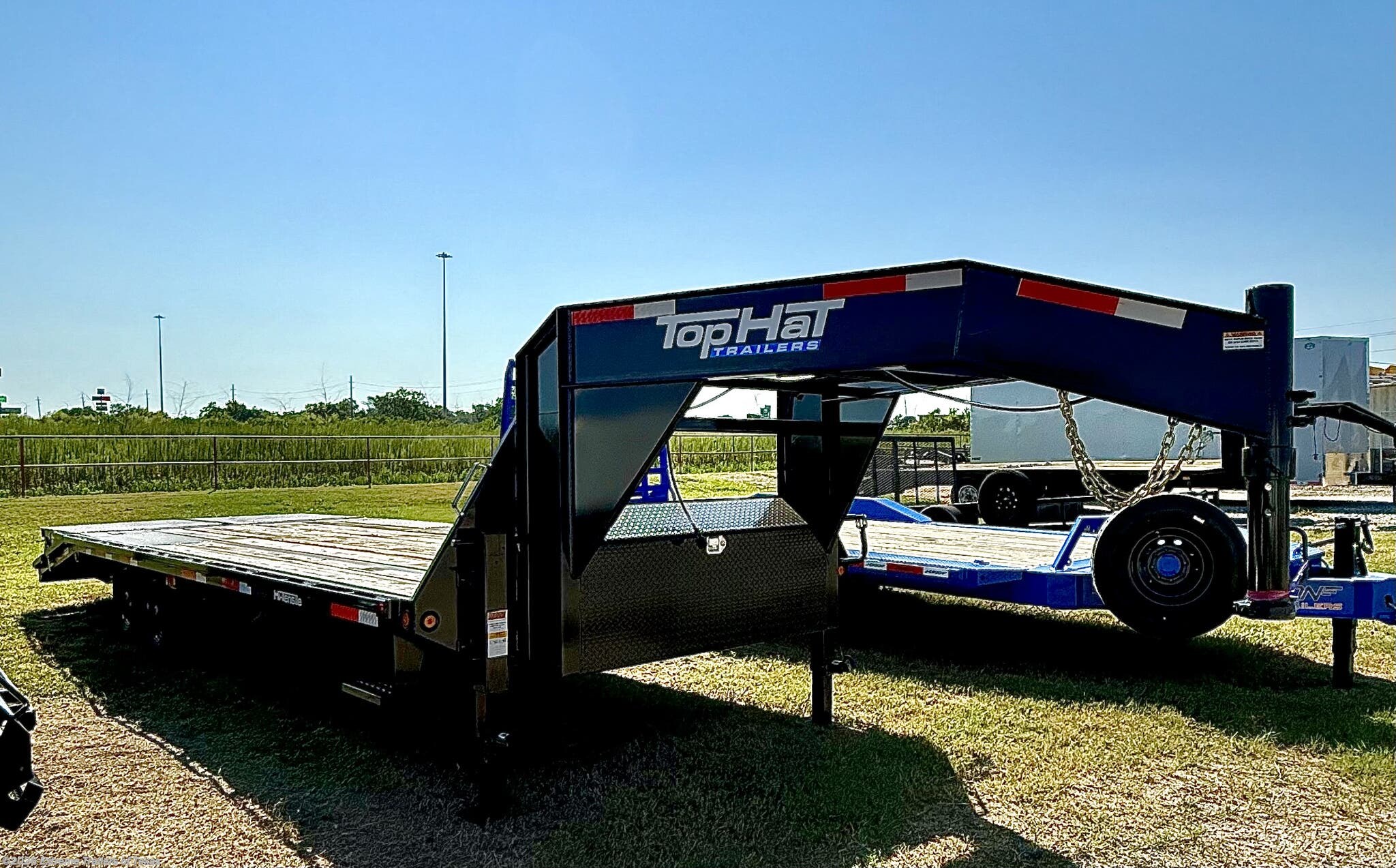 2025 Top Hat Goose Neck Lo Profile 25X102 - New Flatbed Trailer for sale by Extreme Trailers of Texas in Baytown, Texas