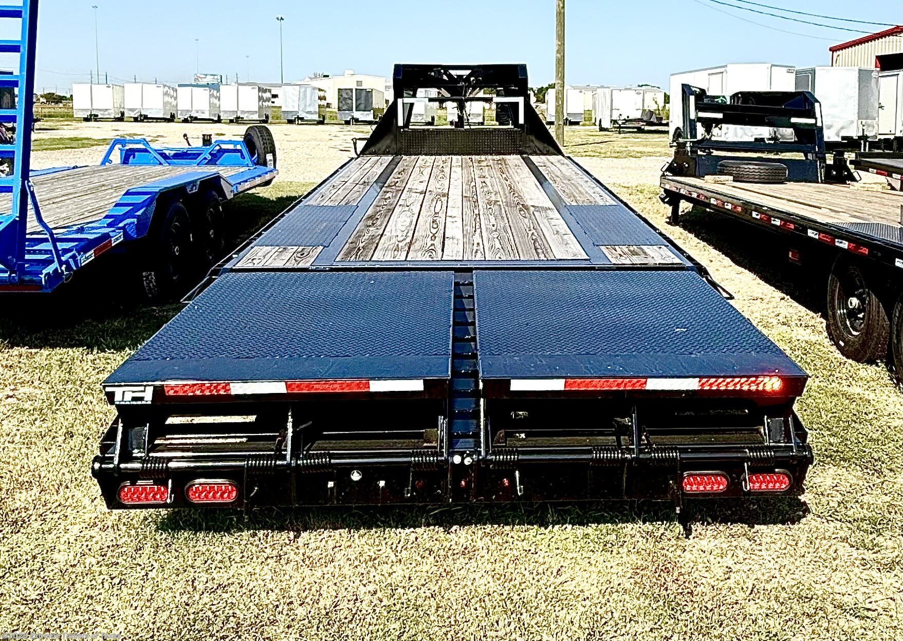 2025 Goose Neck Lo Profile 25X102 by Top Hat from Extreme Trailers of Texas in Baytown, Texas