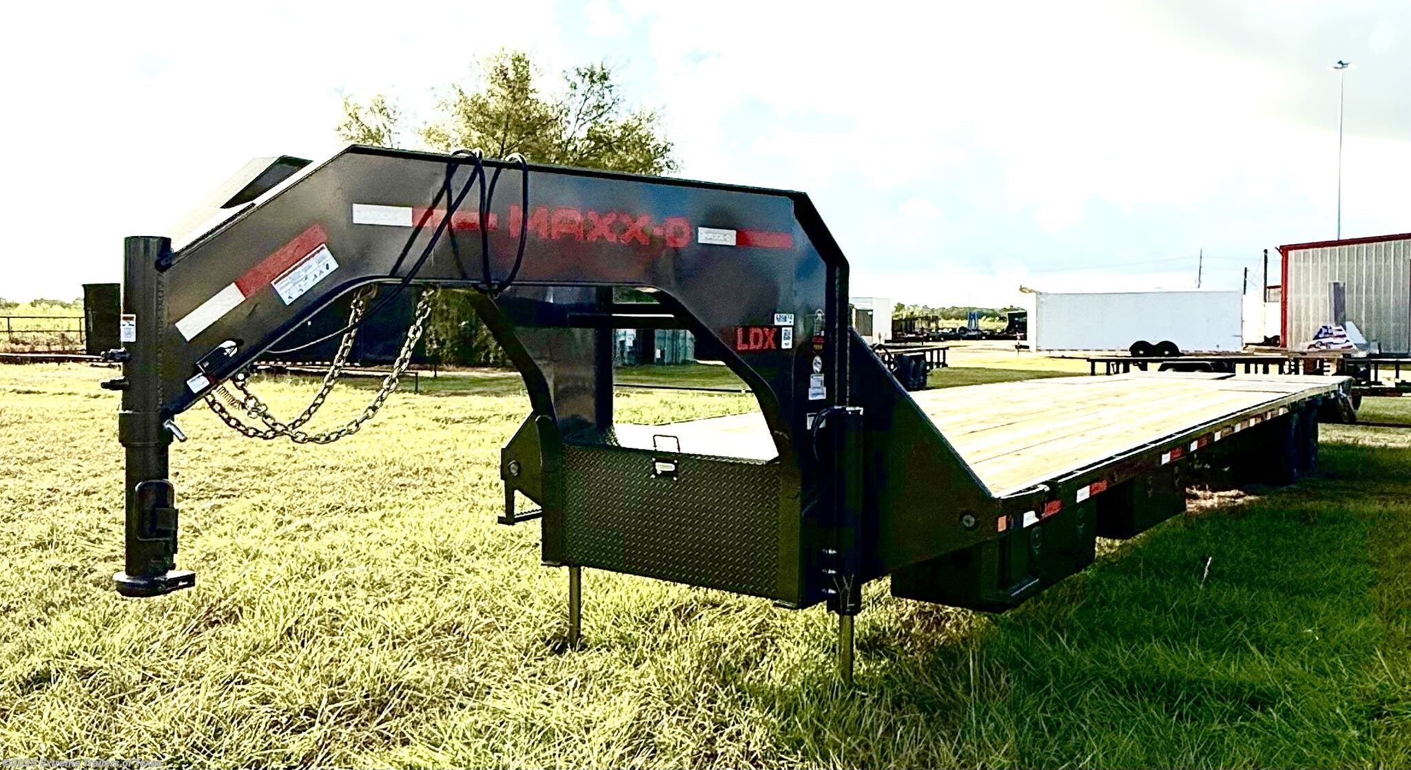 2026 MAXX-D LDX Low Profile Tandem Dual Flatbed GN 102X40