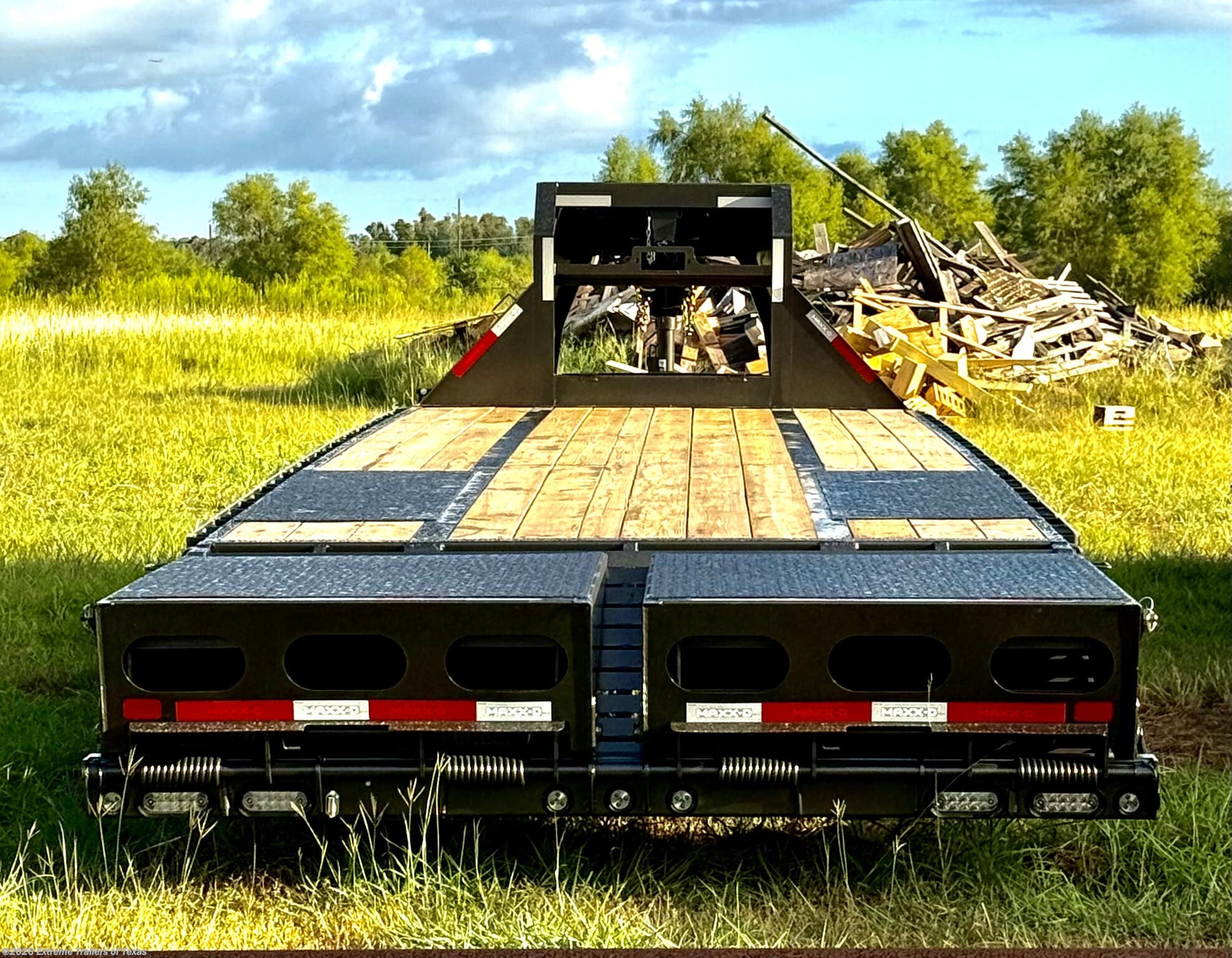 2026 LDX Low Profile Tandem Dual Flatbed GN 102X32 by MAXX-D from Extreme Trailers of Texas in Baytown, Texas