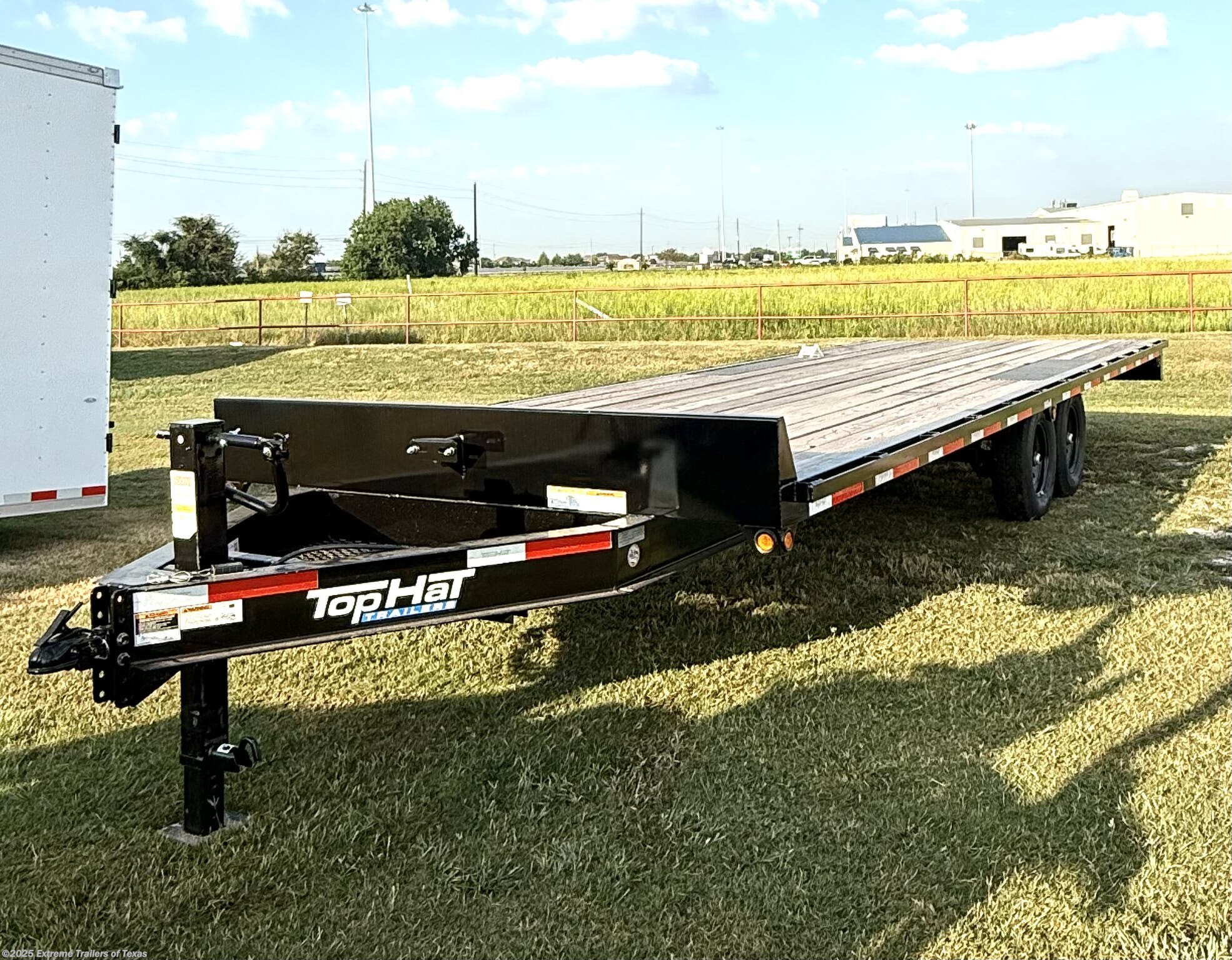 2025 Top Hat Deck Over 24X102