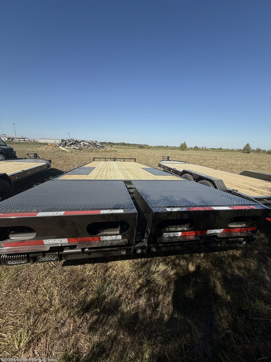 New 2026 MAXX-D DOX I-Beam Deck Over 102X24 available in Baytown, Texas