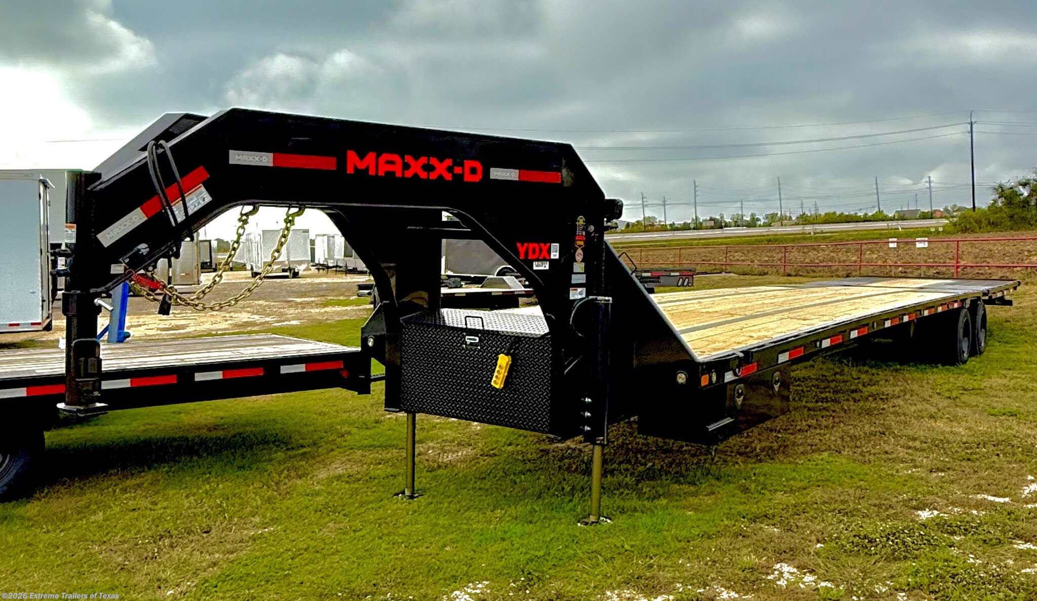 2026 MAXX-D YDX Tandem Dual Hydraulic Dovetail Gooseneck 102X40