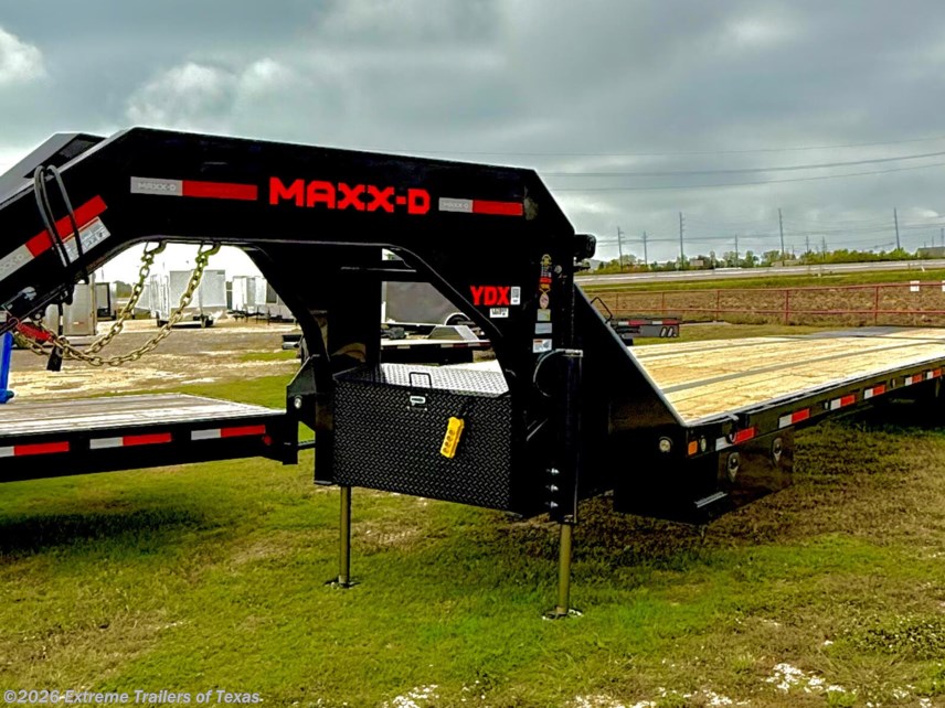 New 2026 MAXX-D YDX Tandem Dual Hydraulic Dovetail Gooseneck 102X40 available in Baytown, Texas