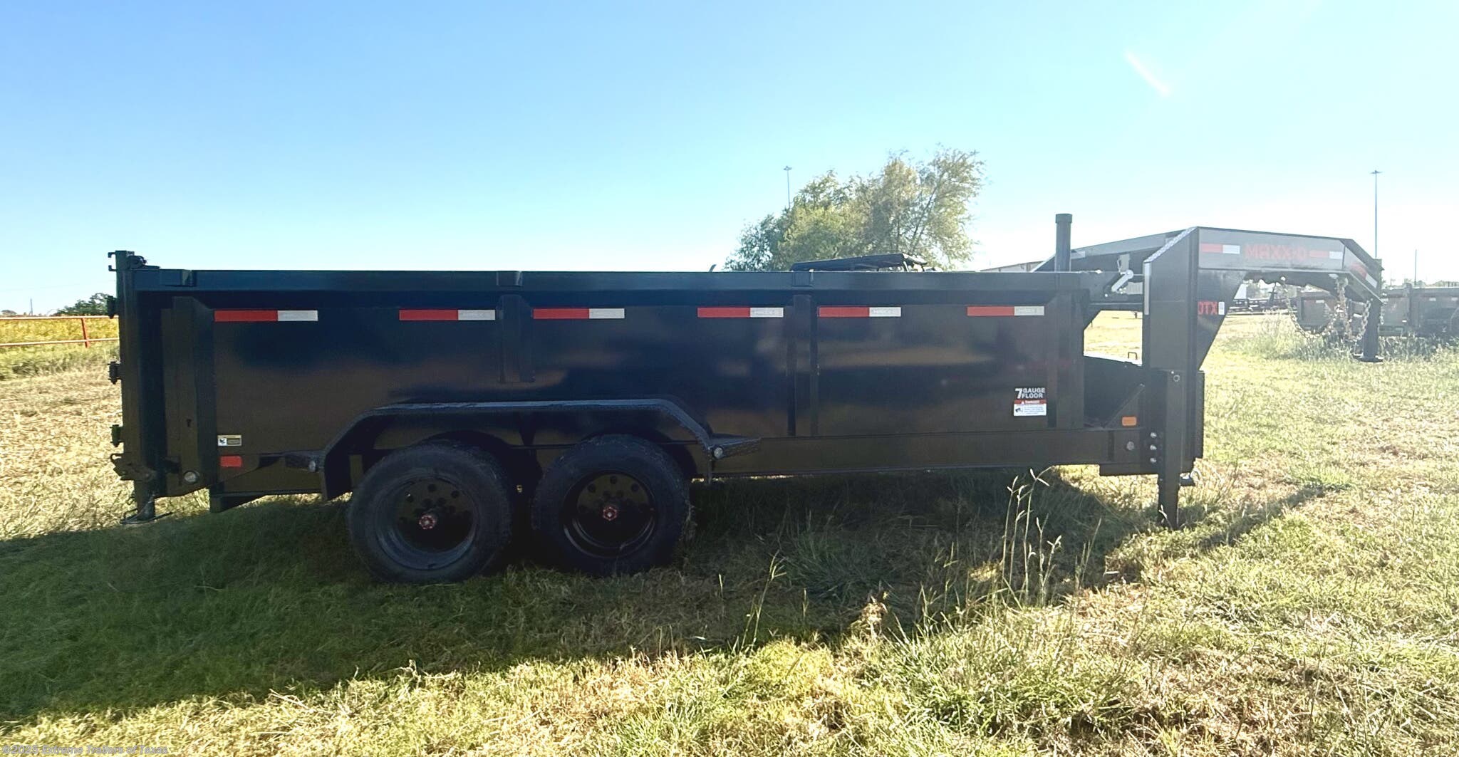 2026 MAXX-D DTX Telescoping Dump Trailer 83X16 - New Dump Trailer for sale by Extreme Trailers of Texas in Baytown, Texas