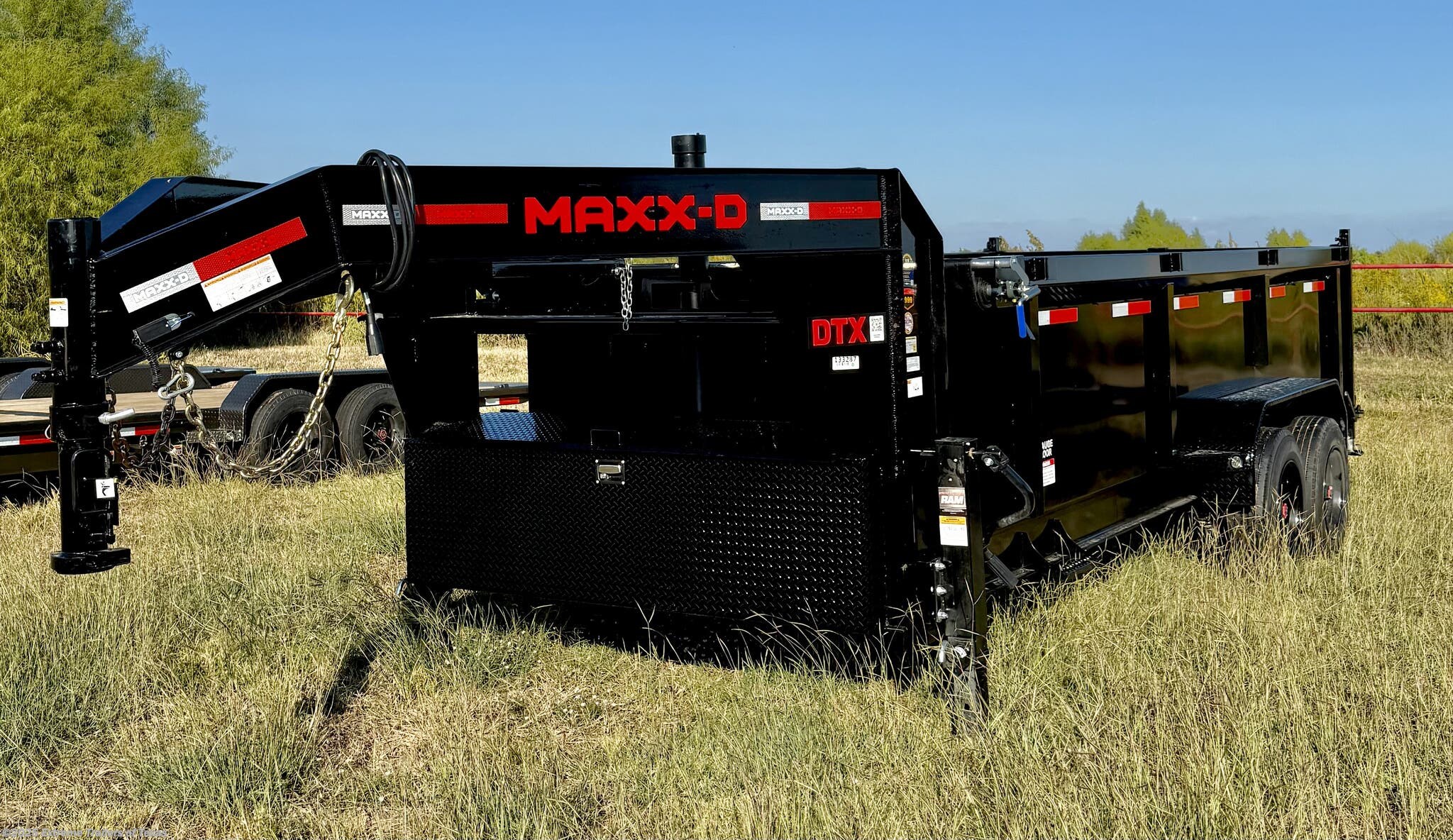 New 2026 MAXX-D DTX Telescoping Dump Trailer 83X16 available in Baytown, Texas