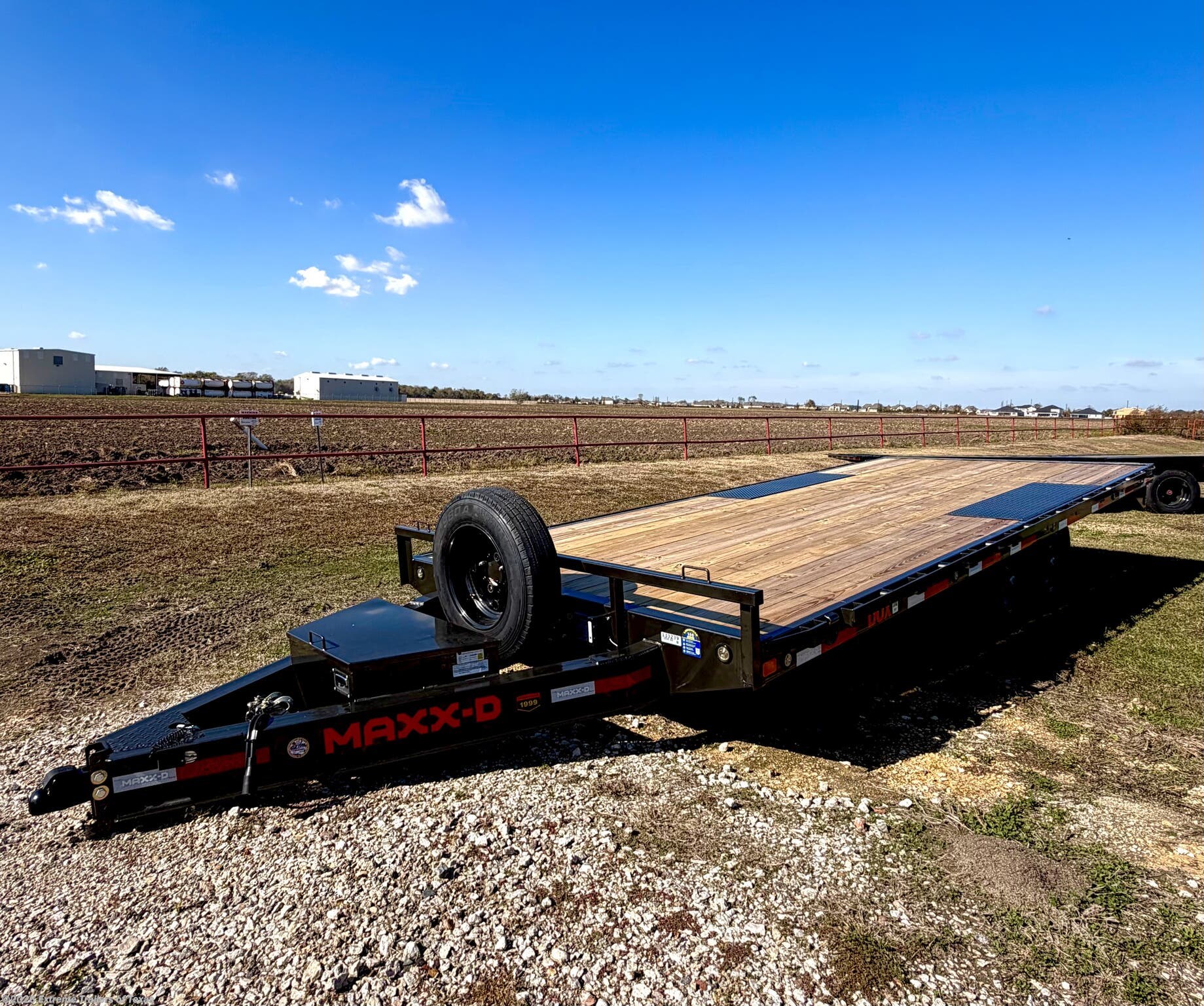2026 DOX I-Beam Deckover 102X20 by MAXX-D from Extreme Trailers of Texas in Baytown, Texas
