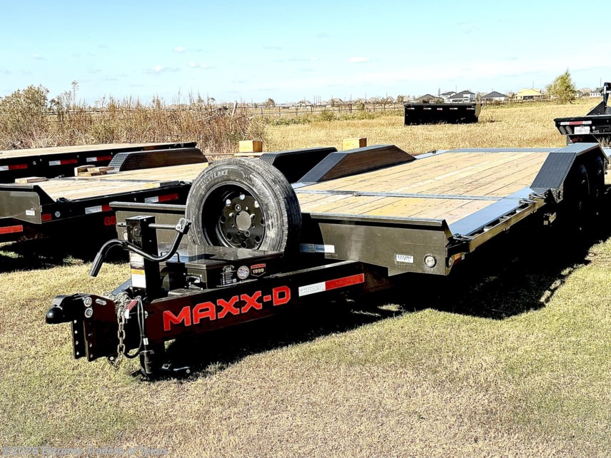 New 2026 MAXX-D G8X 8" Gravity Equipment Tilt Trailer 102X22 available in Baytown, Texas