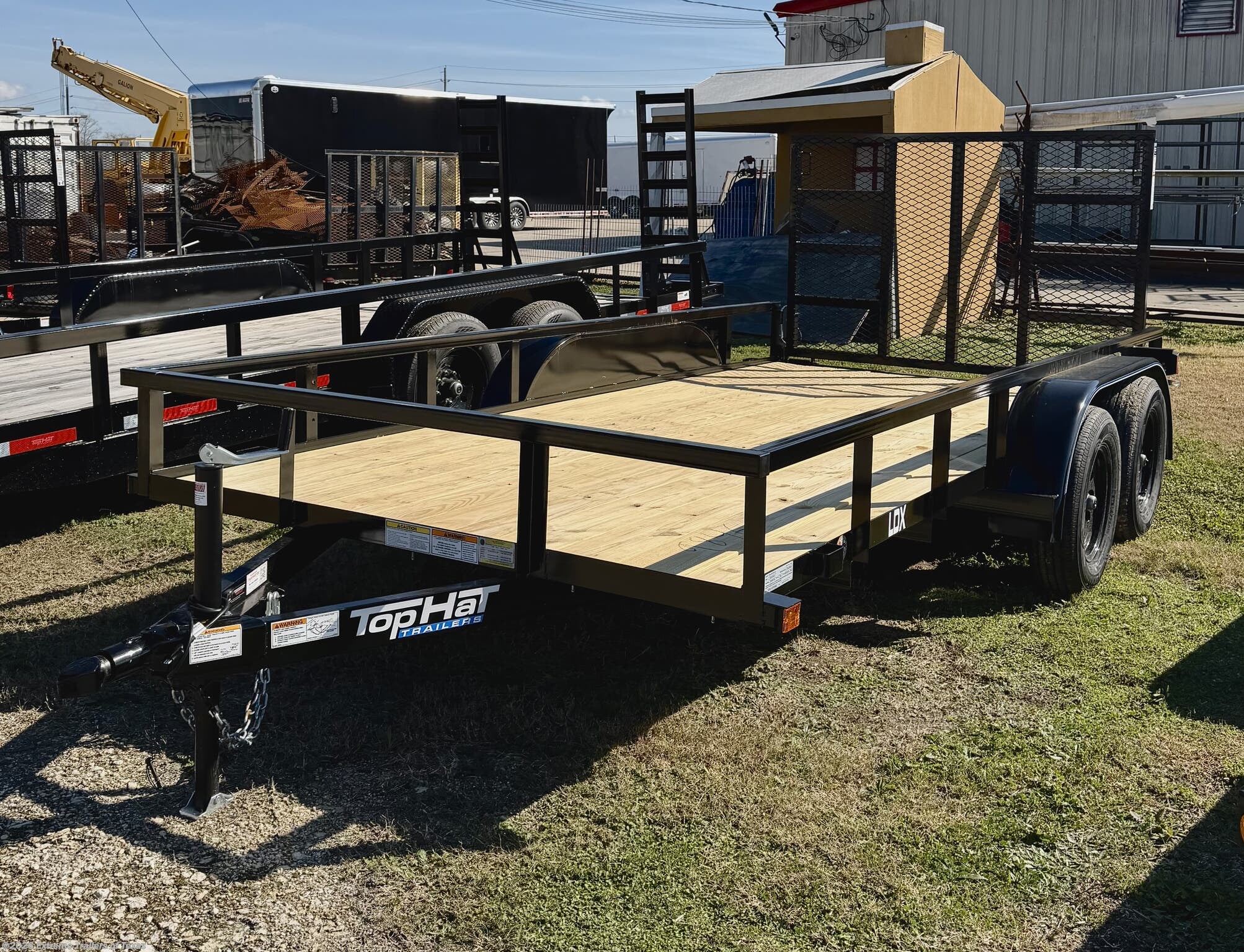 2026 Top Hat Lite Duty Utility 14X77