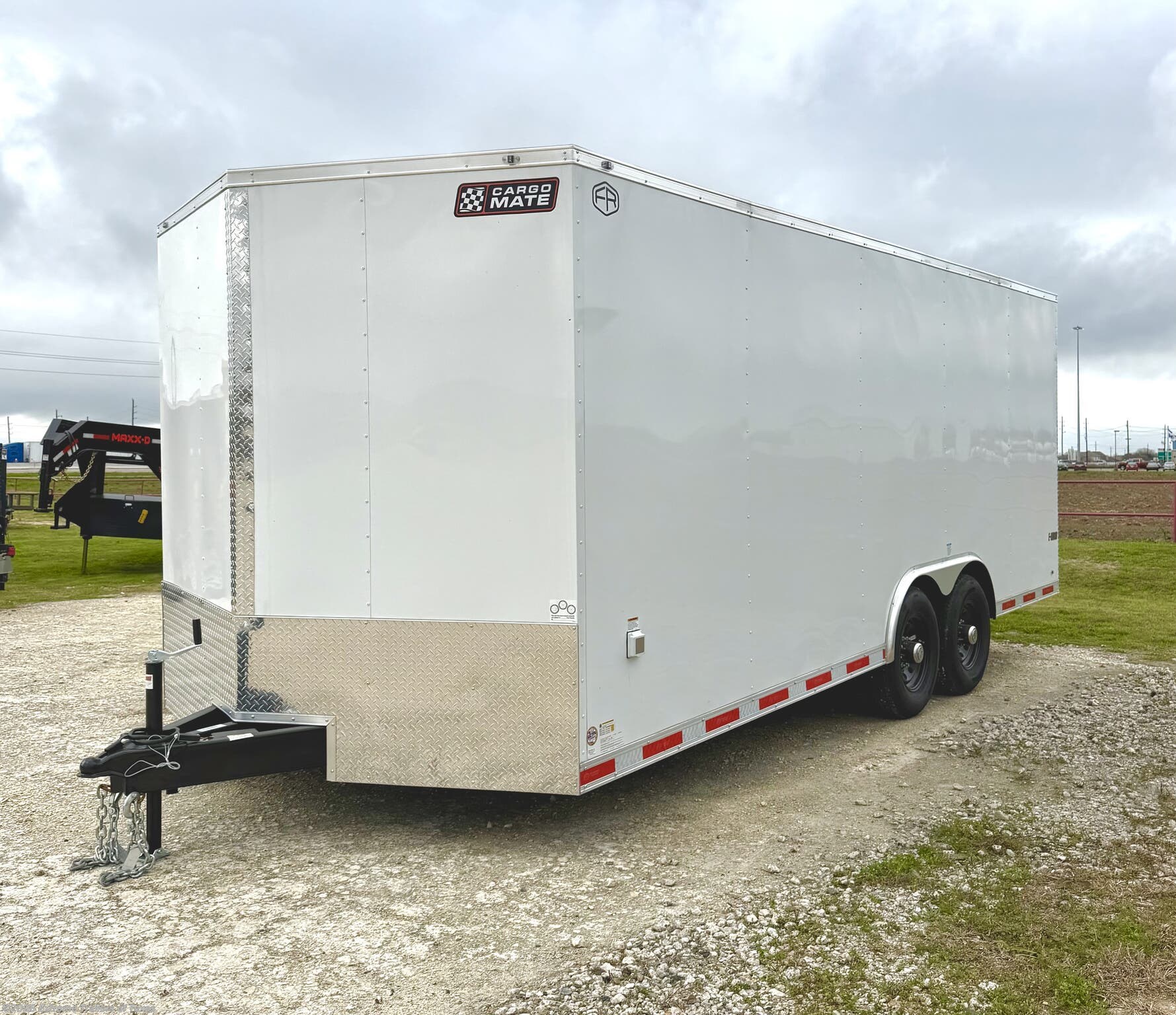 2026 Cargo Mate 8.5X20 Enclosed Cargo Trailer w/Ramp Door