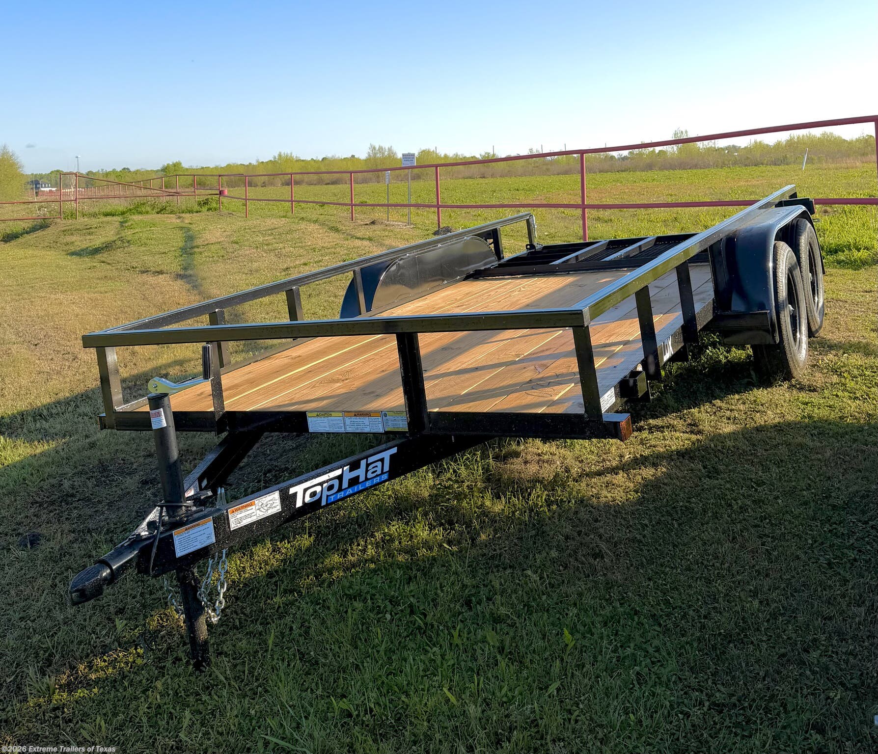 2026 Top Hat Lite Duty Utility 14X77