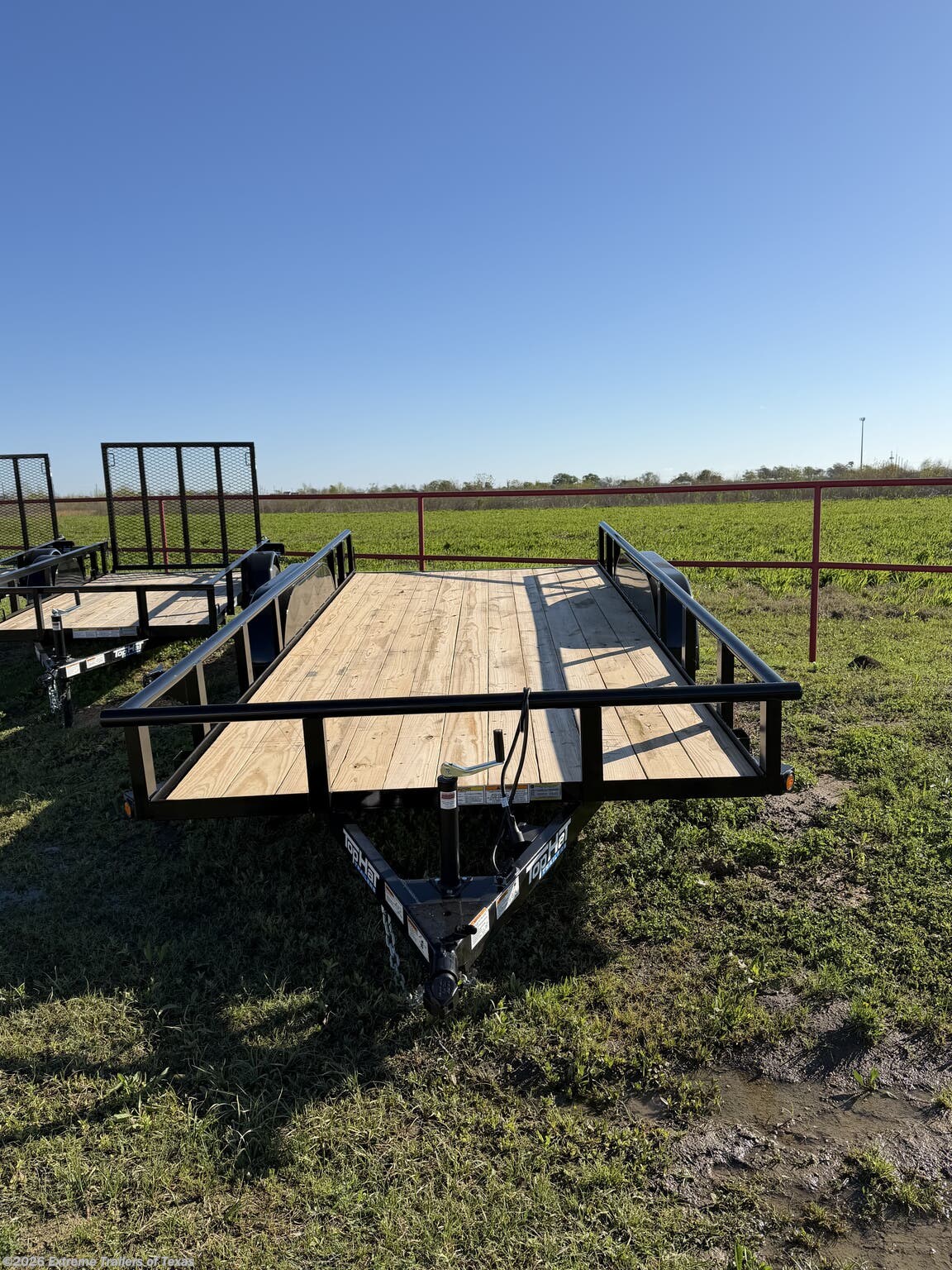 2026 Top Hat Medium Pipe Utility 16X83 - New Utility Trailer for sale by Extreme Trailers of Texas in Baytown, Texas