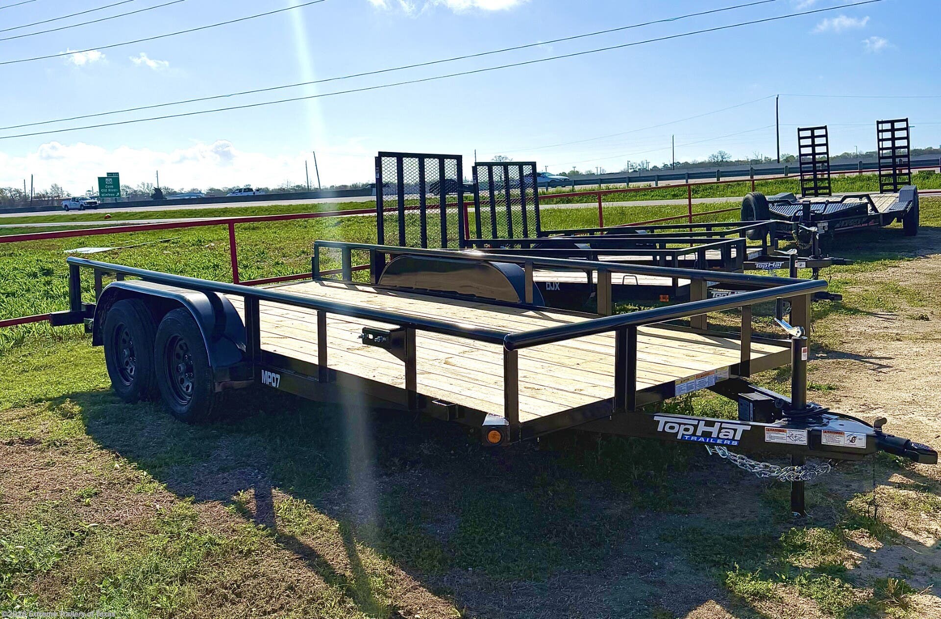 2026 Top Hat Medium Pipe Utility 16X77