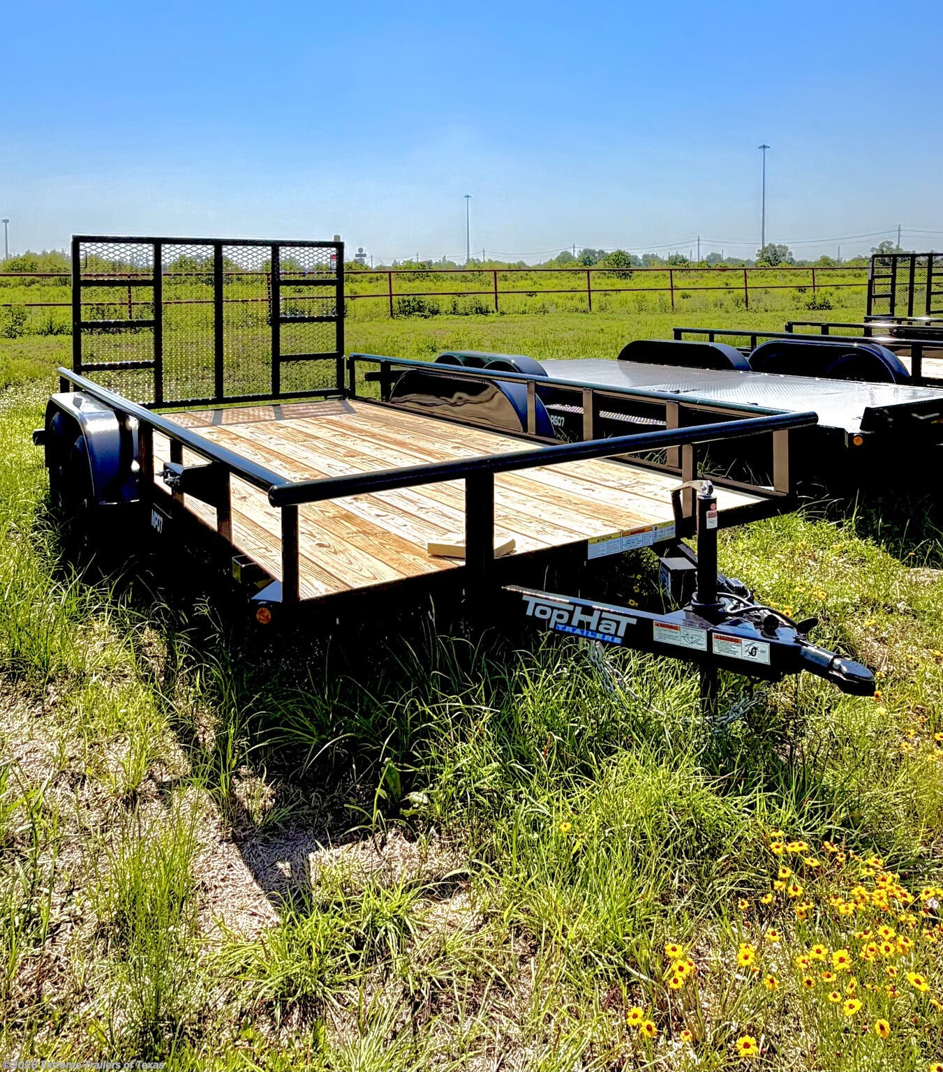 2026 Medium Pipe Utility 14X83 by Top Hat from Extreme Trailers of Texas in Baytown, Texas